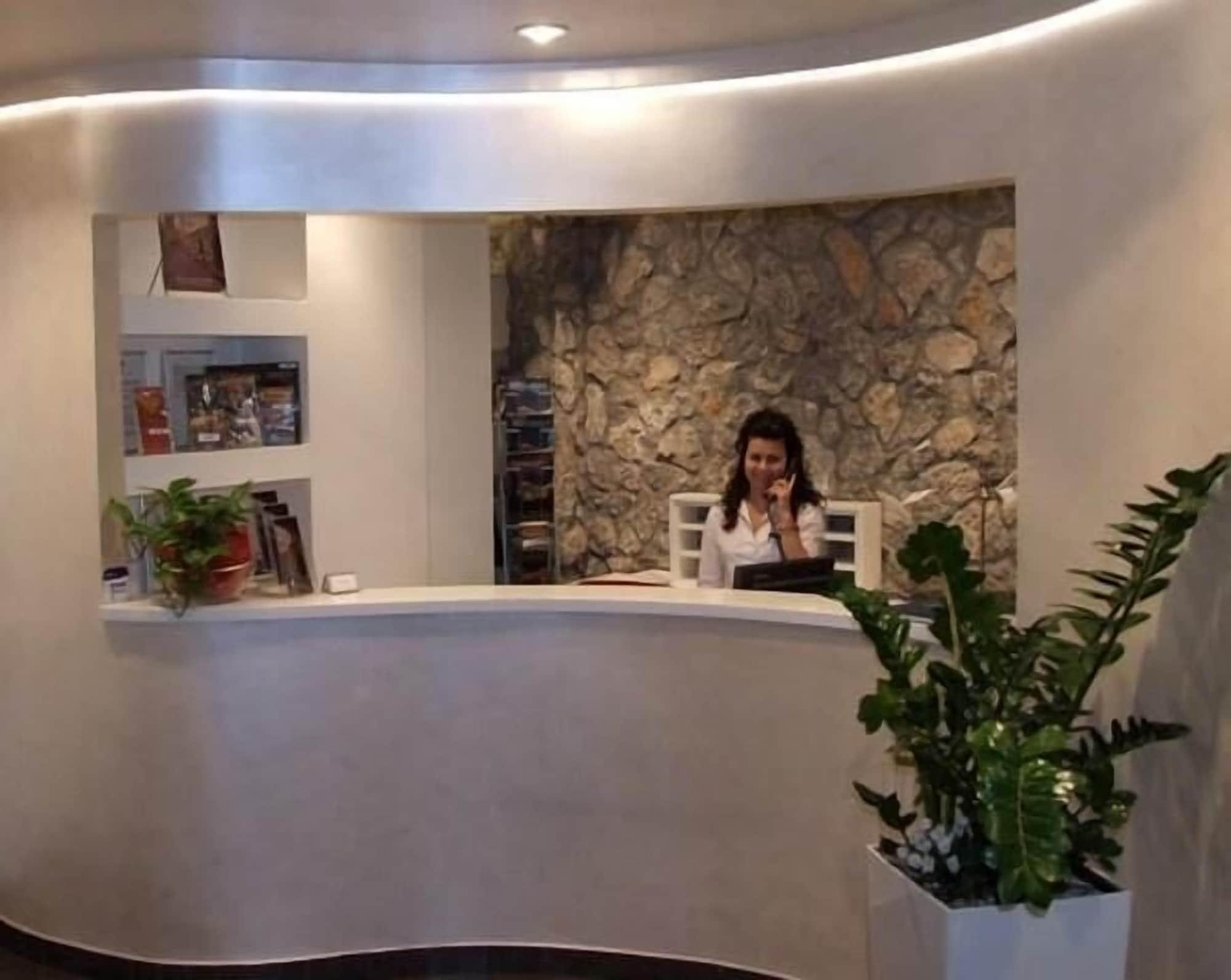 Vista Lobby Astoria Hotel Budva - Montenegro