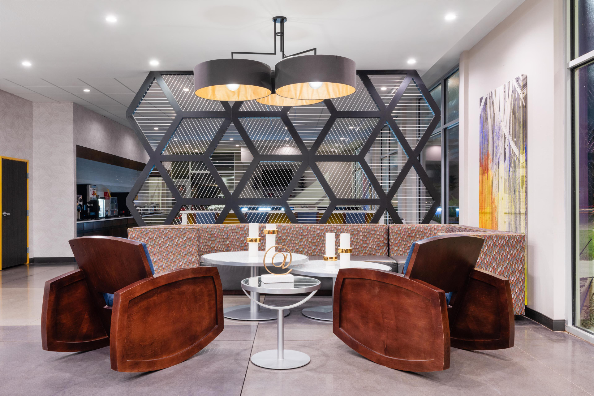 Vista Lobby GLō Best Western Enid OK Downtown/Convention Center Hotel