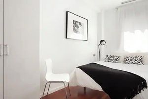 Alquiler Vacacional - BEAUTIFUL APARTMENT SITUATED IN EIXAMPLE AREA OF BARCELONA