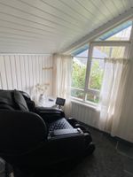 Alquiler Vacacional - Vacation home with barrel sauna, fireplace and massage chair.