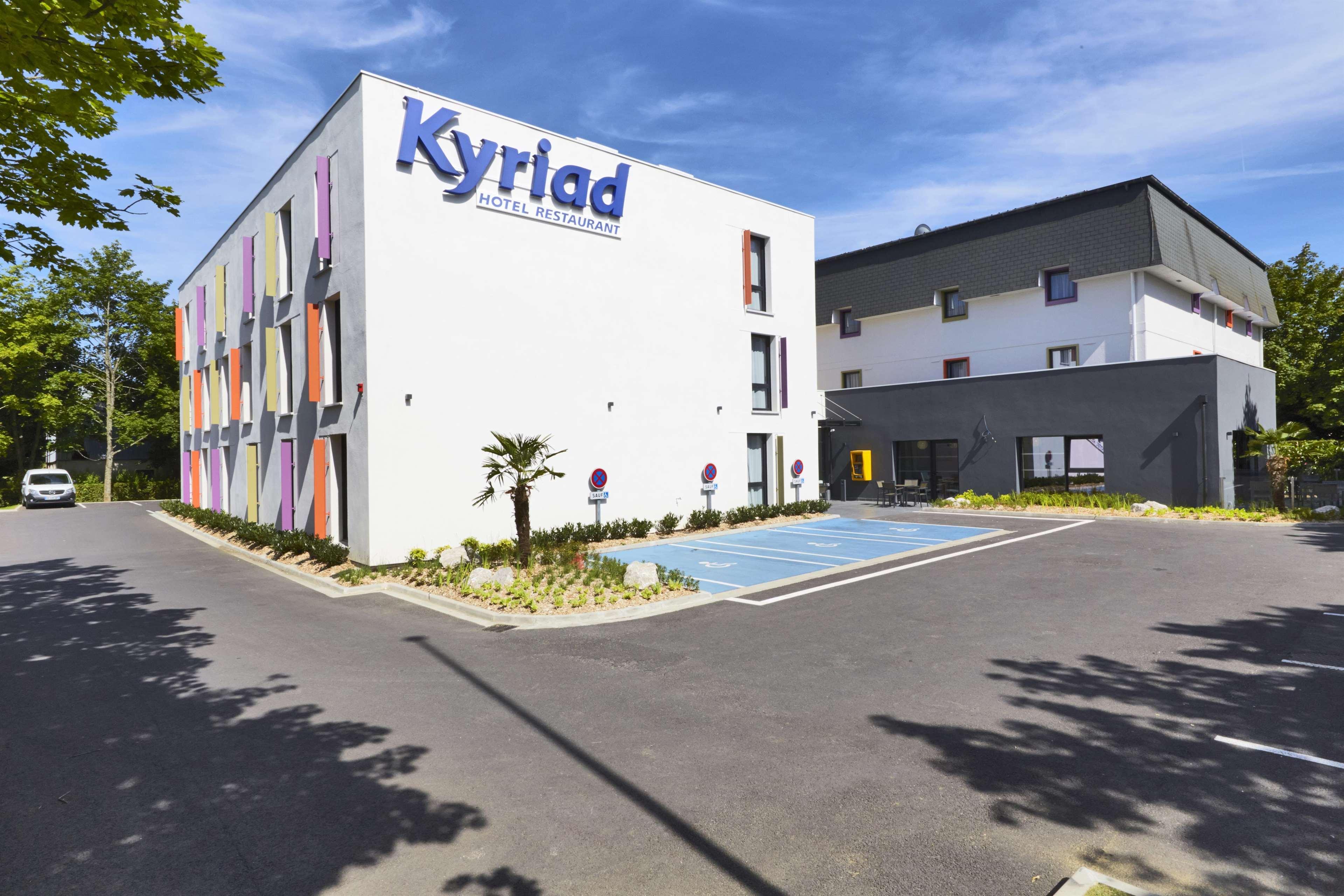 Vista Exterior Kyriad Saint Quentin En Yvelines Montigny