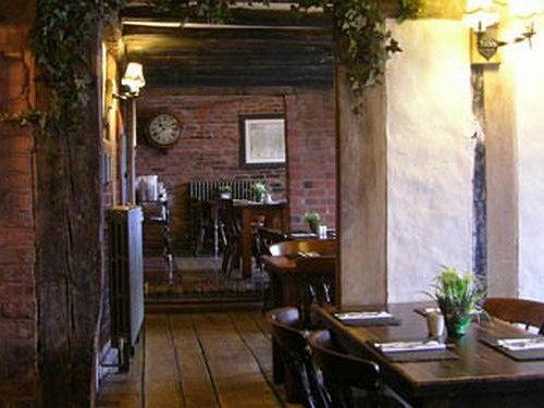 Restaurant Old Crown Hotel