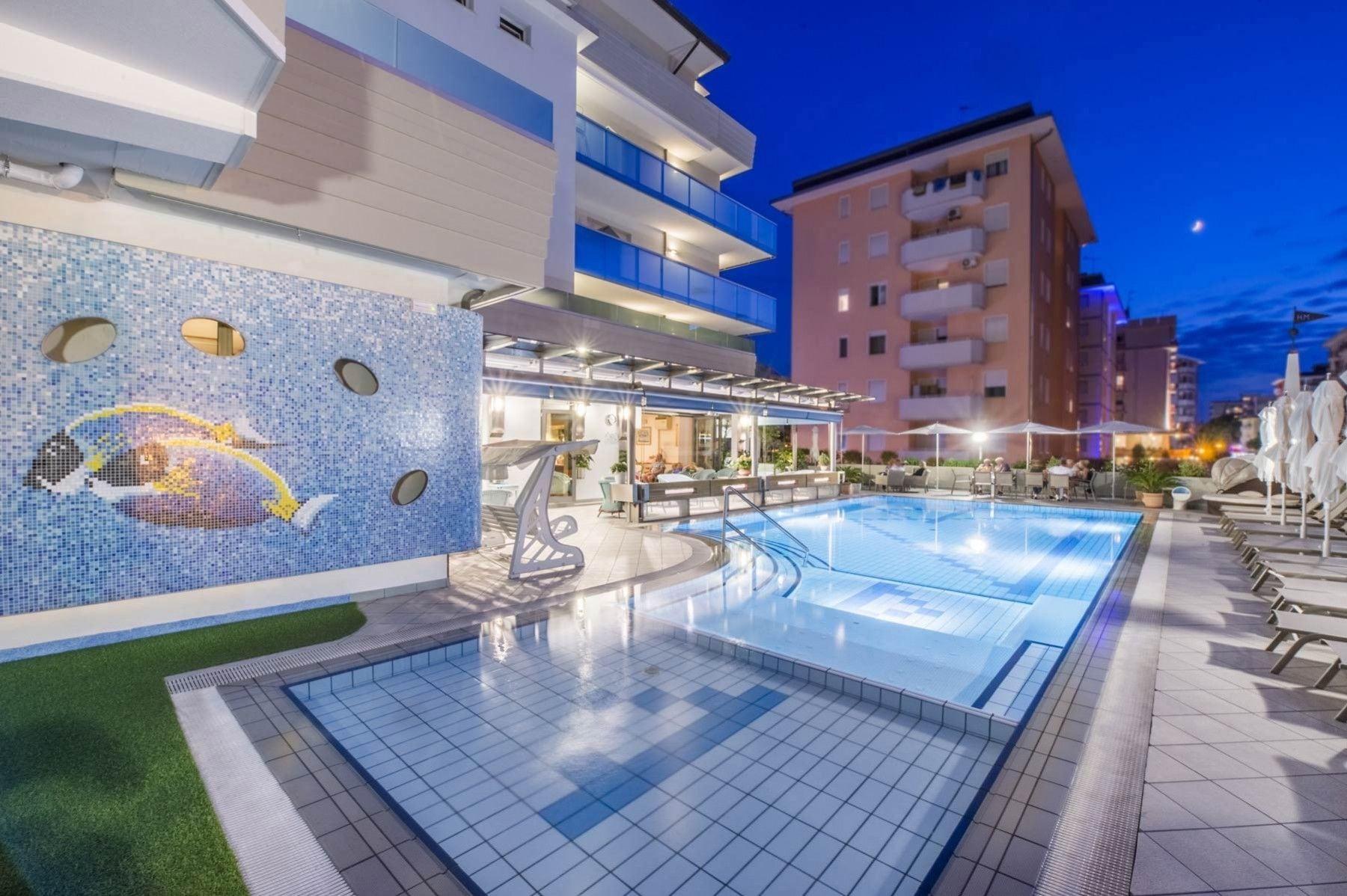 Vista Piscina Hotel Mayer