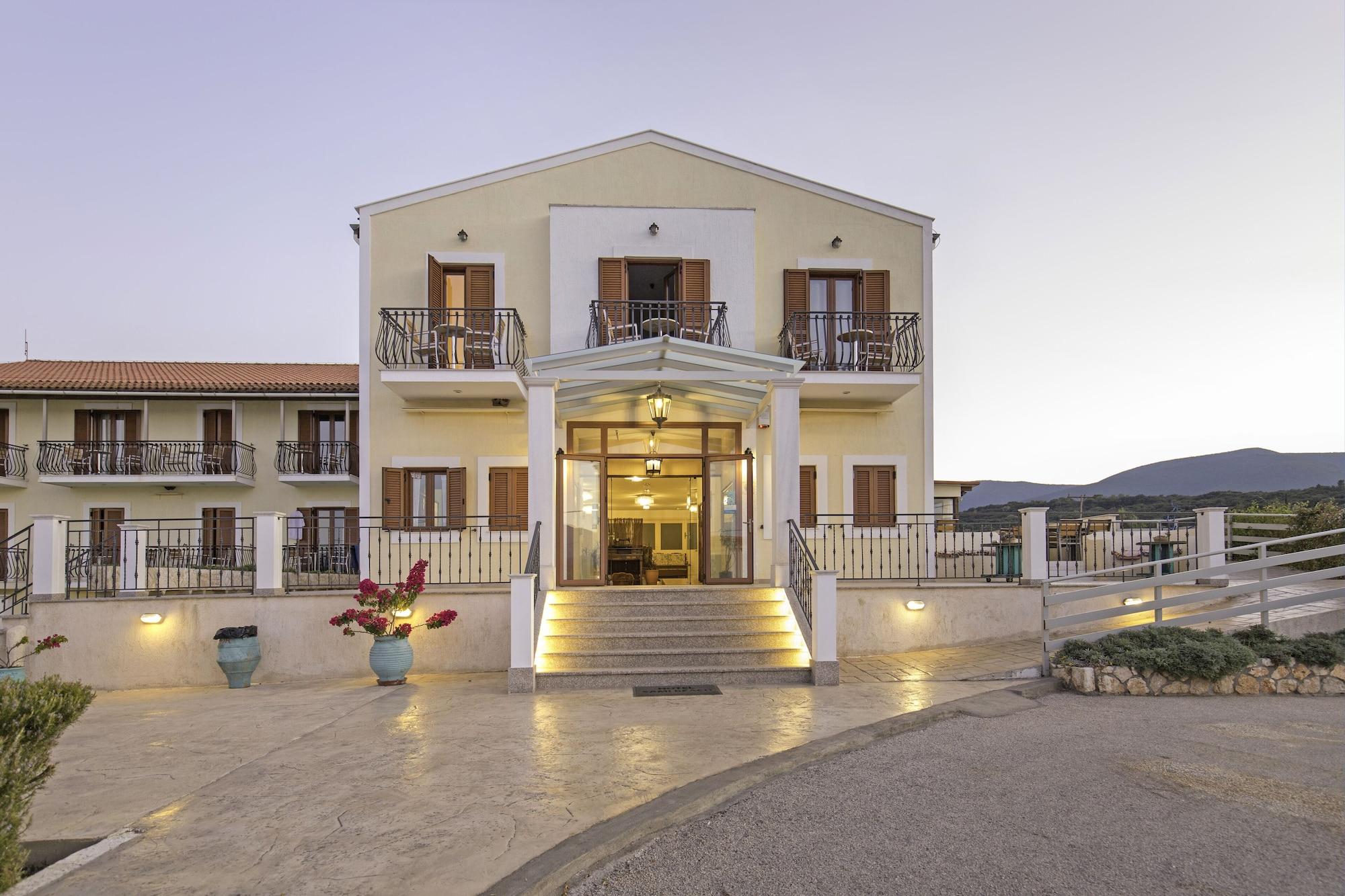 Vista Exterior Sami Beach Hotel