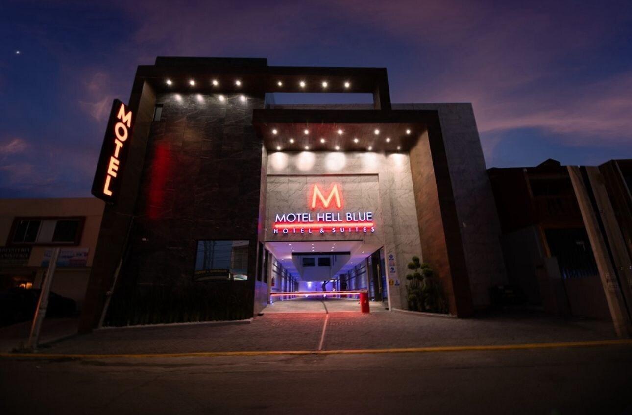 Varios Hotel Hell Blue