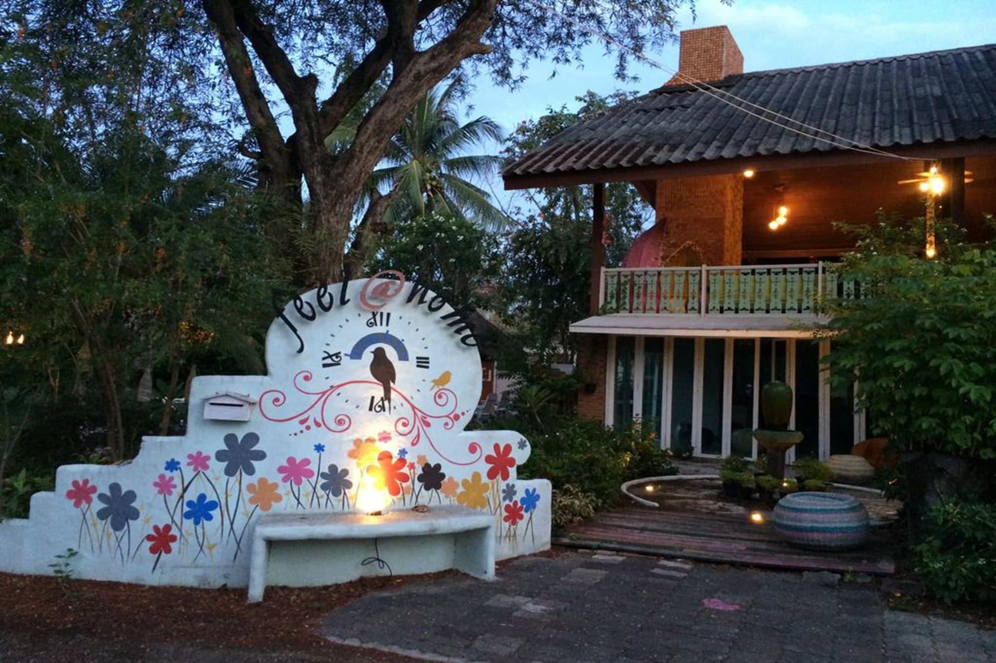 Varios Feel at Home Hua Hin