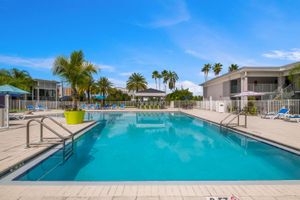 Alojamiento - Clarion Inn & Suites Across From Universal Orlando Resort