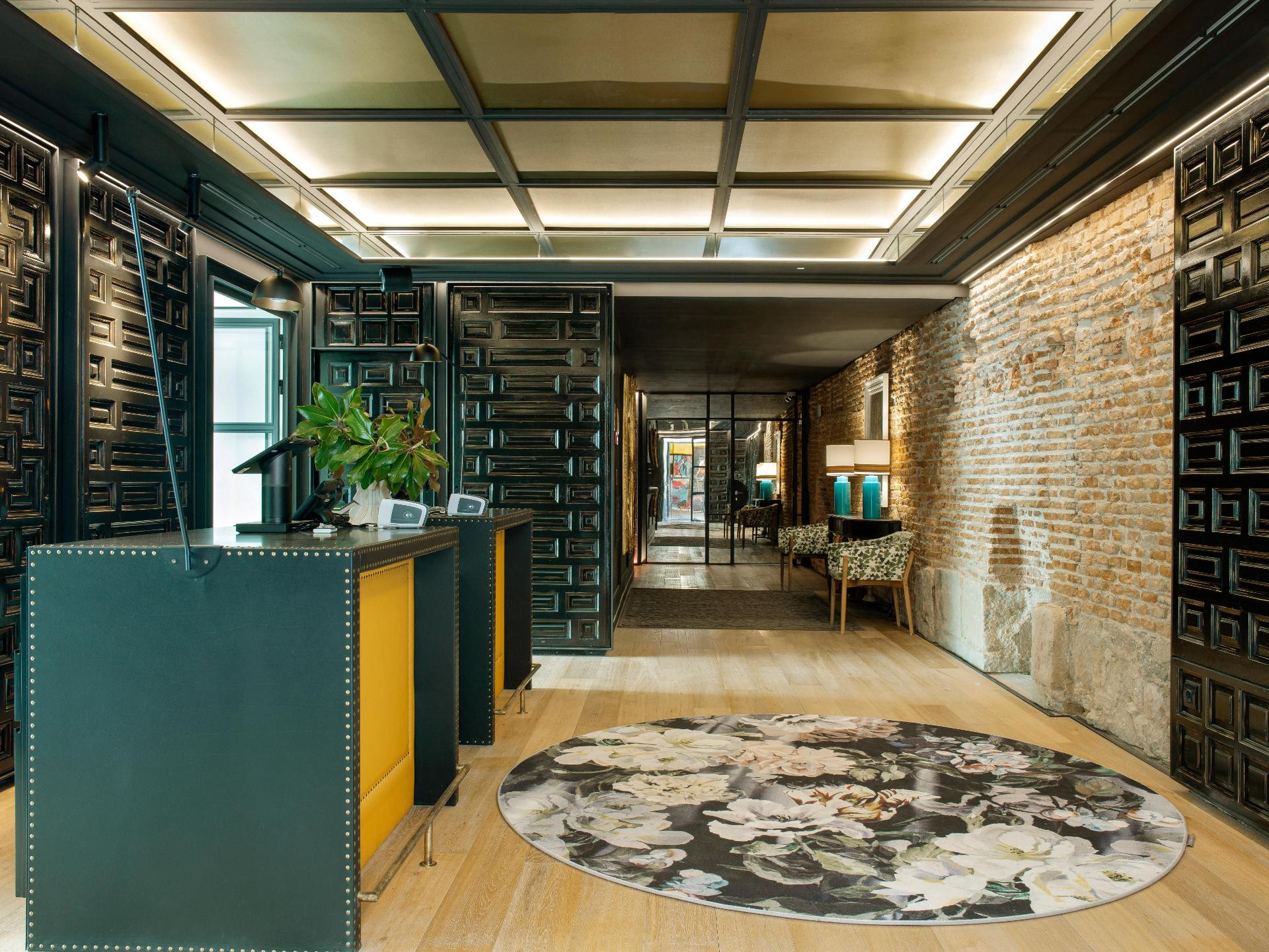 Vista Lobby Pestana Plaza Mayor Madrid