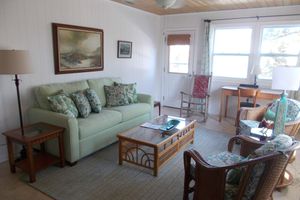 Alquiler Vacacional - Sweet Waterfront Cottage, 4 person limit