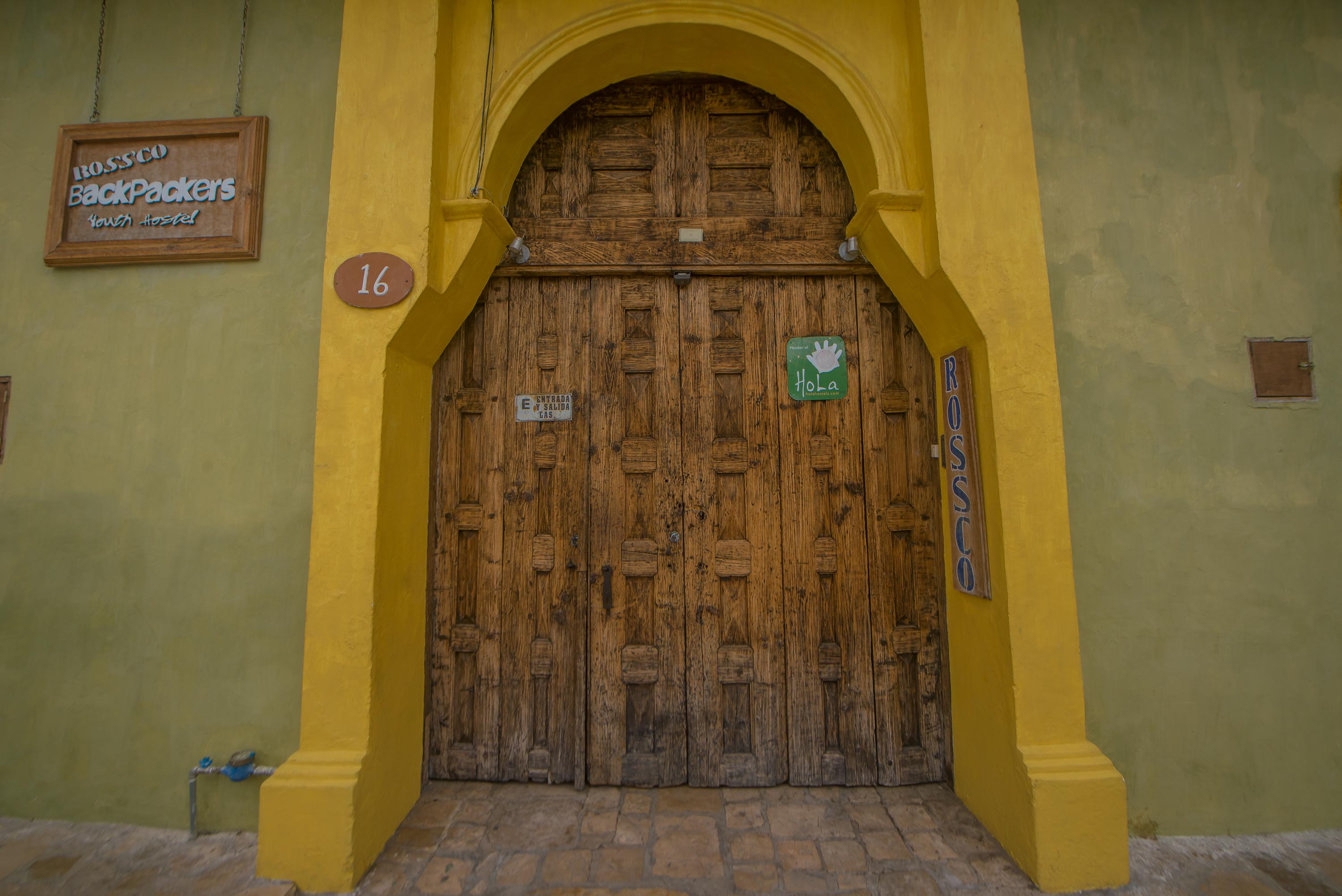 Varios Rossco Hostel