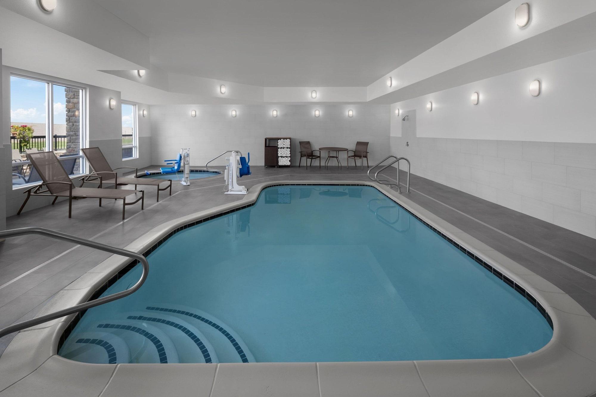 Vista Piscina Fairfield Inn & Suites by Marriott Richfield