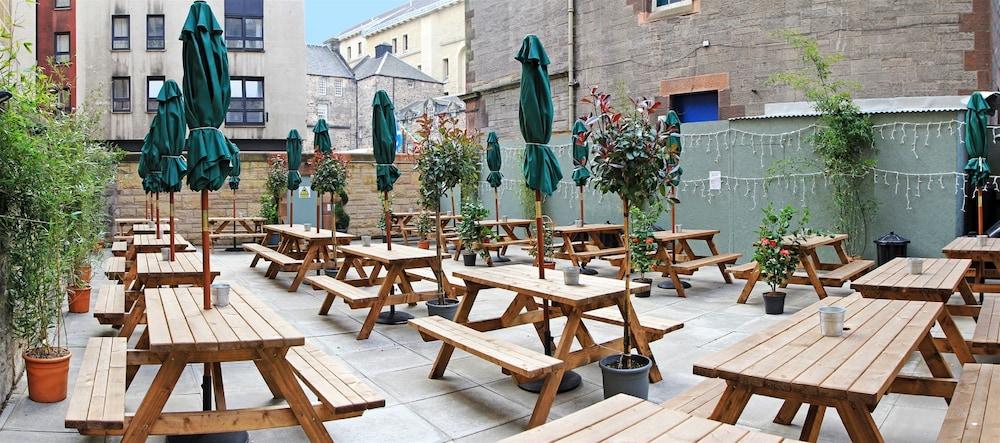 Instalaciones Recreativas Cowgate Tourist Hostel