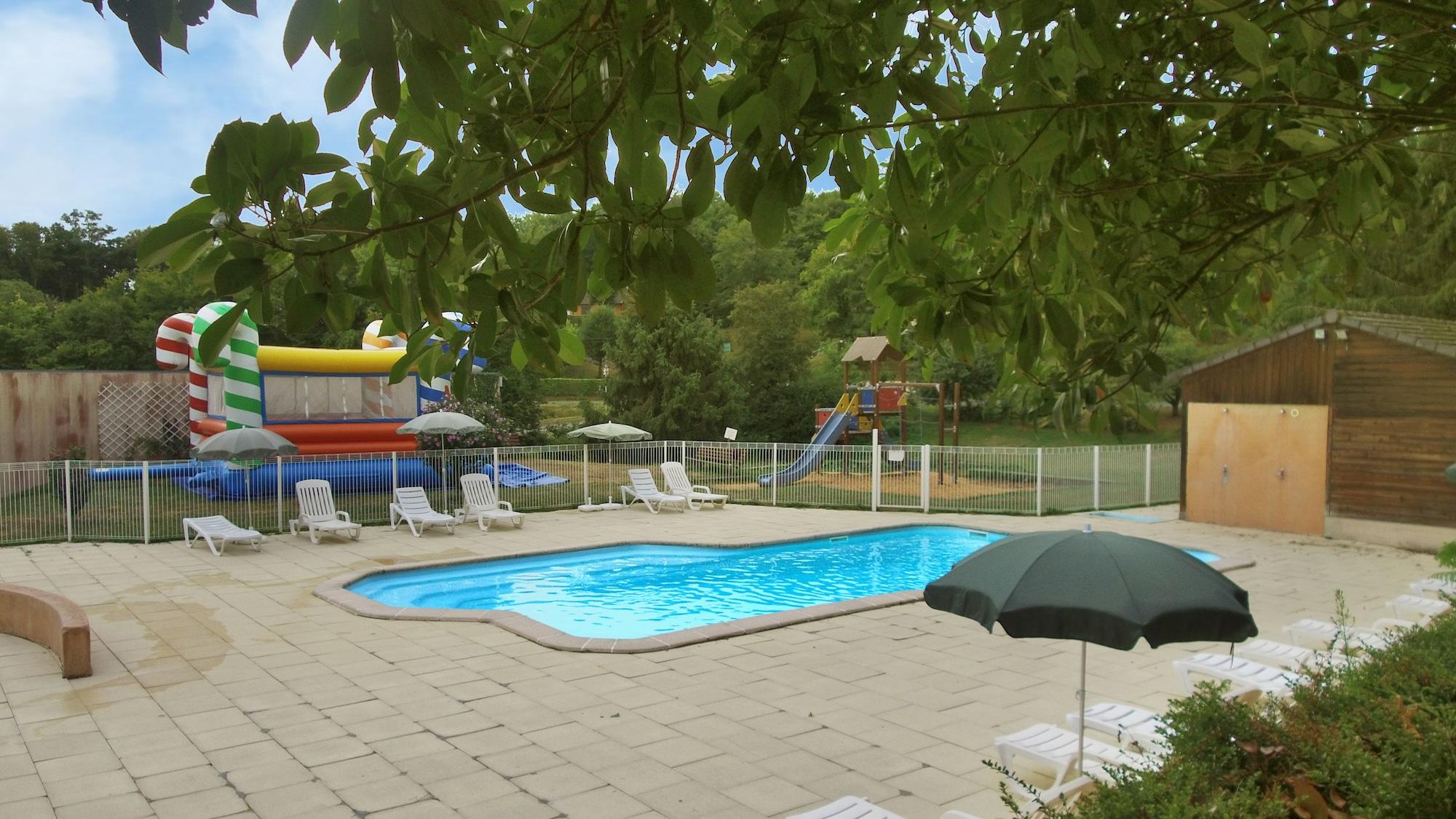 Vista Piscina VVF Lac d'Eguzon, Eguzon Chantôme