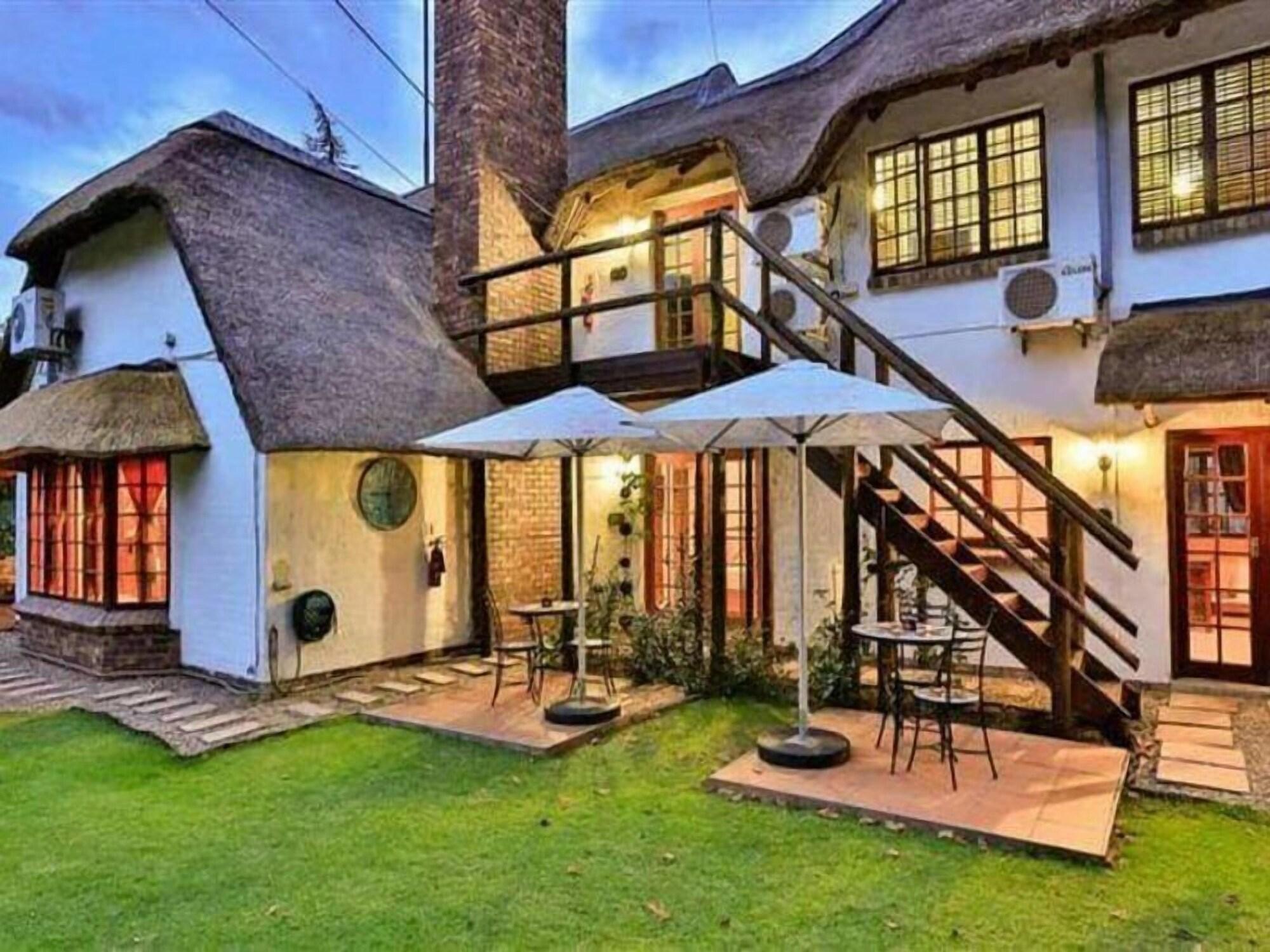 Varios Villa D'or Guest House