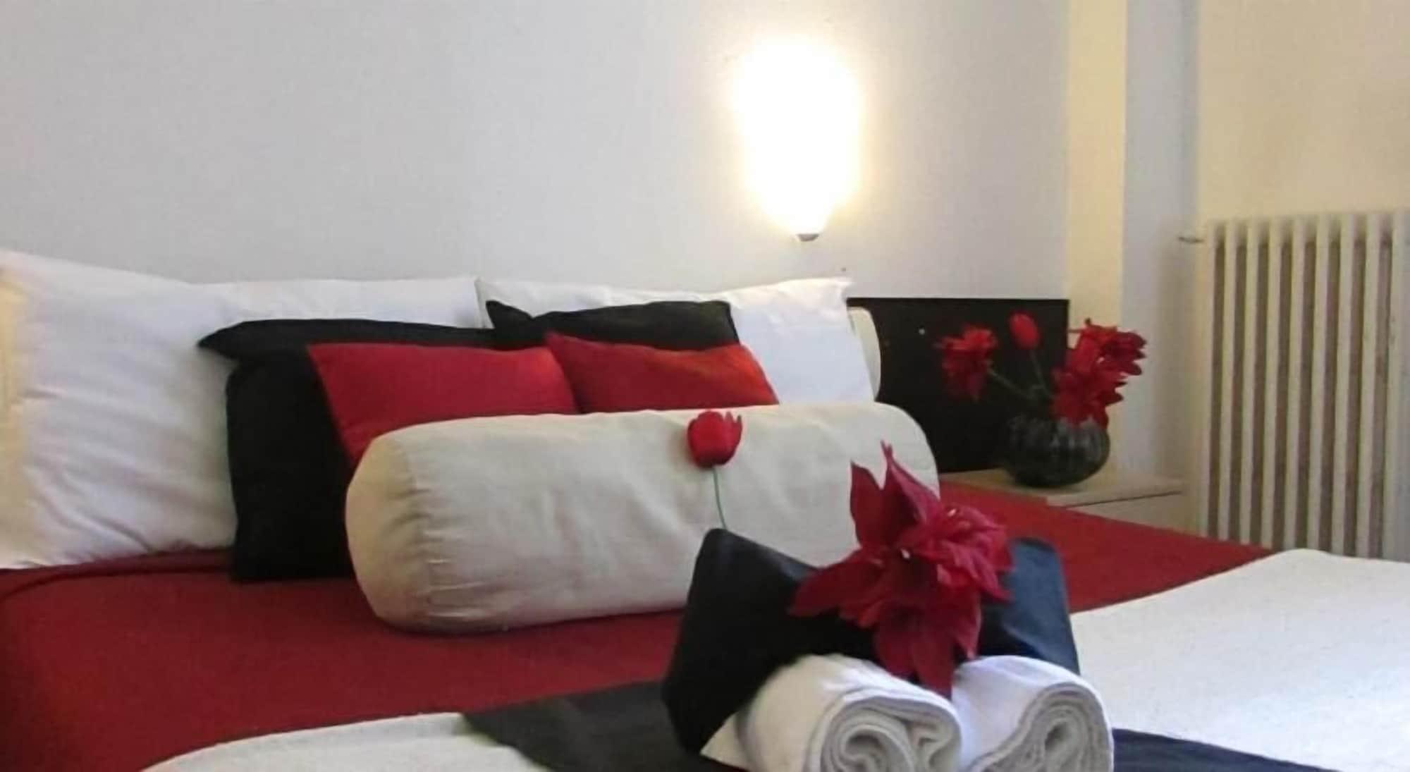 Varios Hotel Ambra