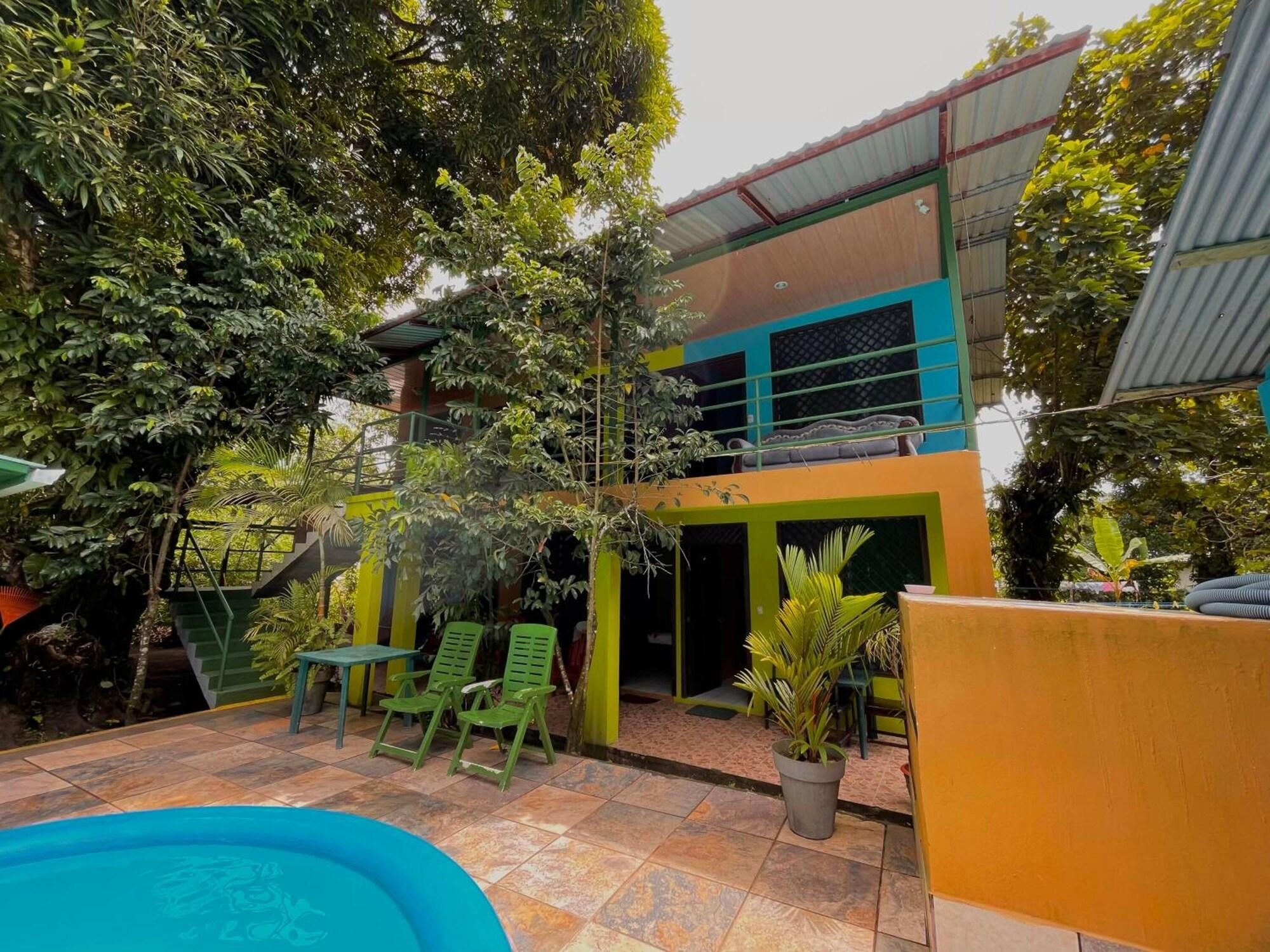 Vista Exterior Los Amigos Jungle Hotel Tortuguero