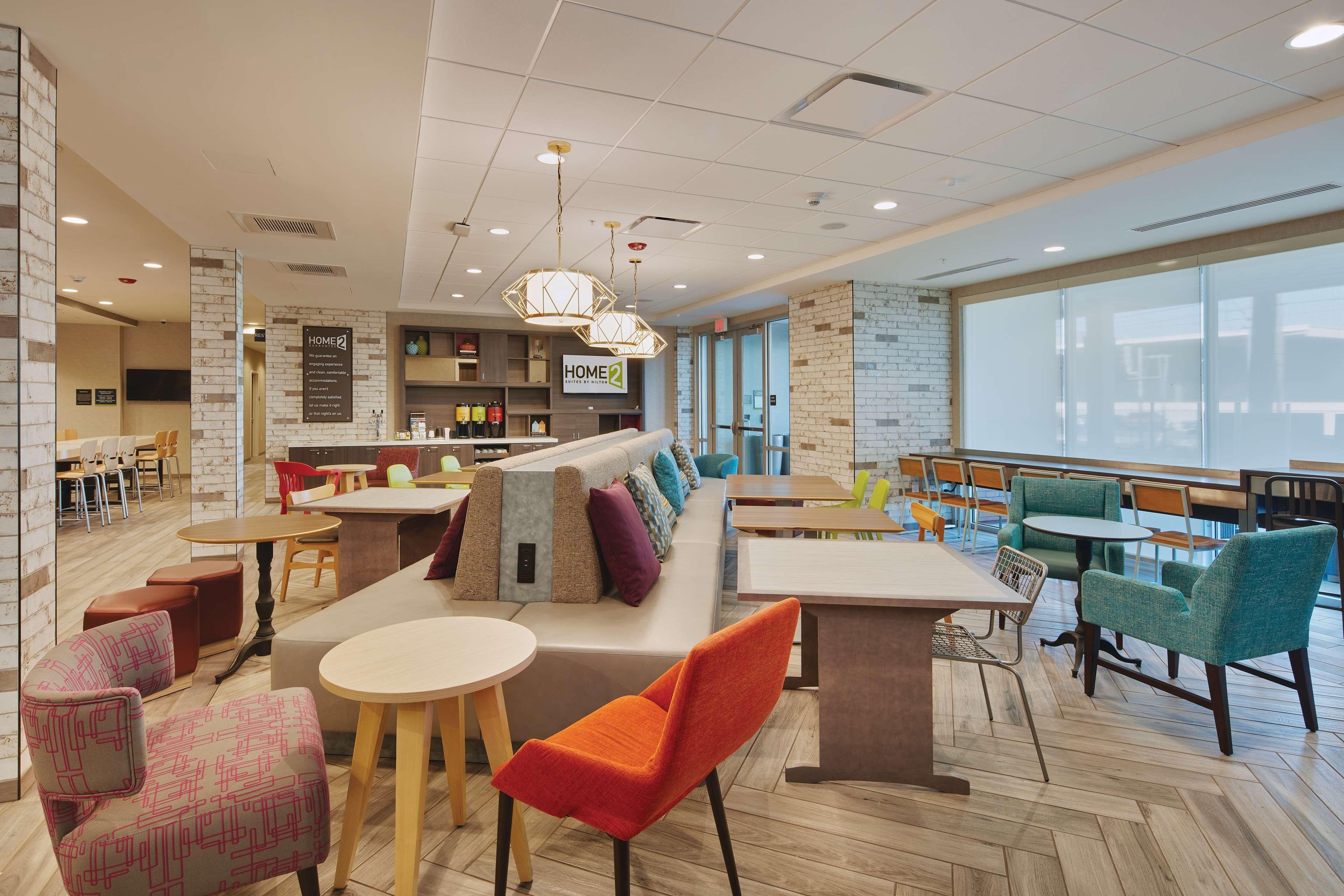 Vista Lobby Home2 Suites By Hilton Sacramento At Csus