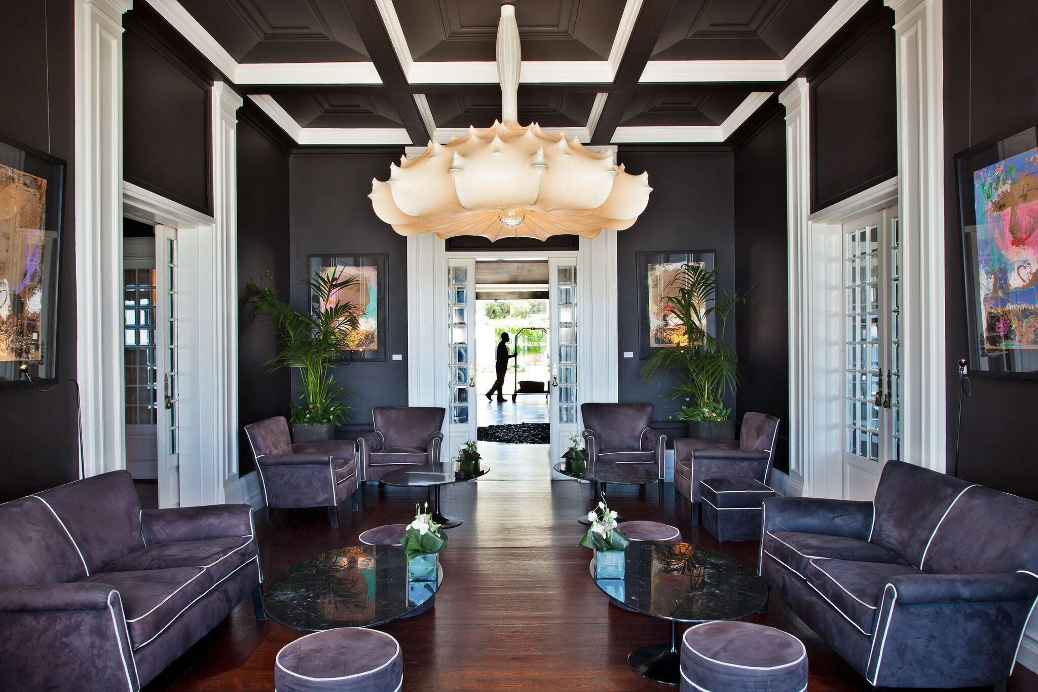 Vista Lobby Farol Hotel