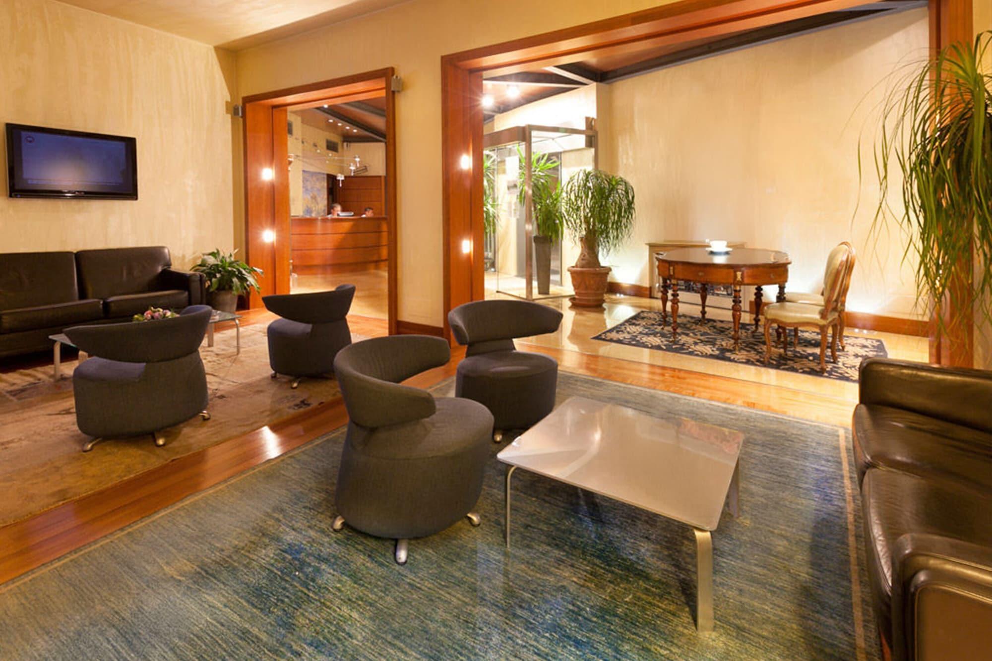 Vista Lobby B&B HOTEL Imperia Rossini al Teatro