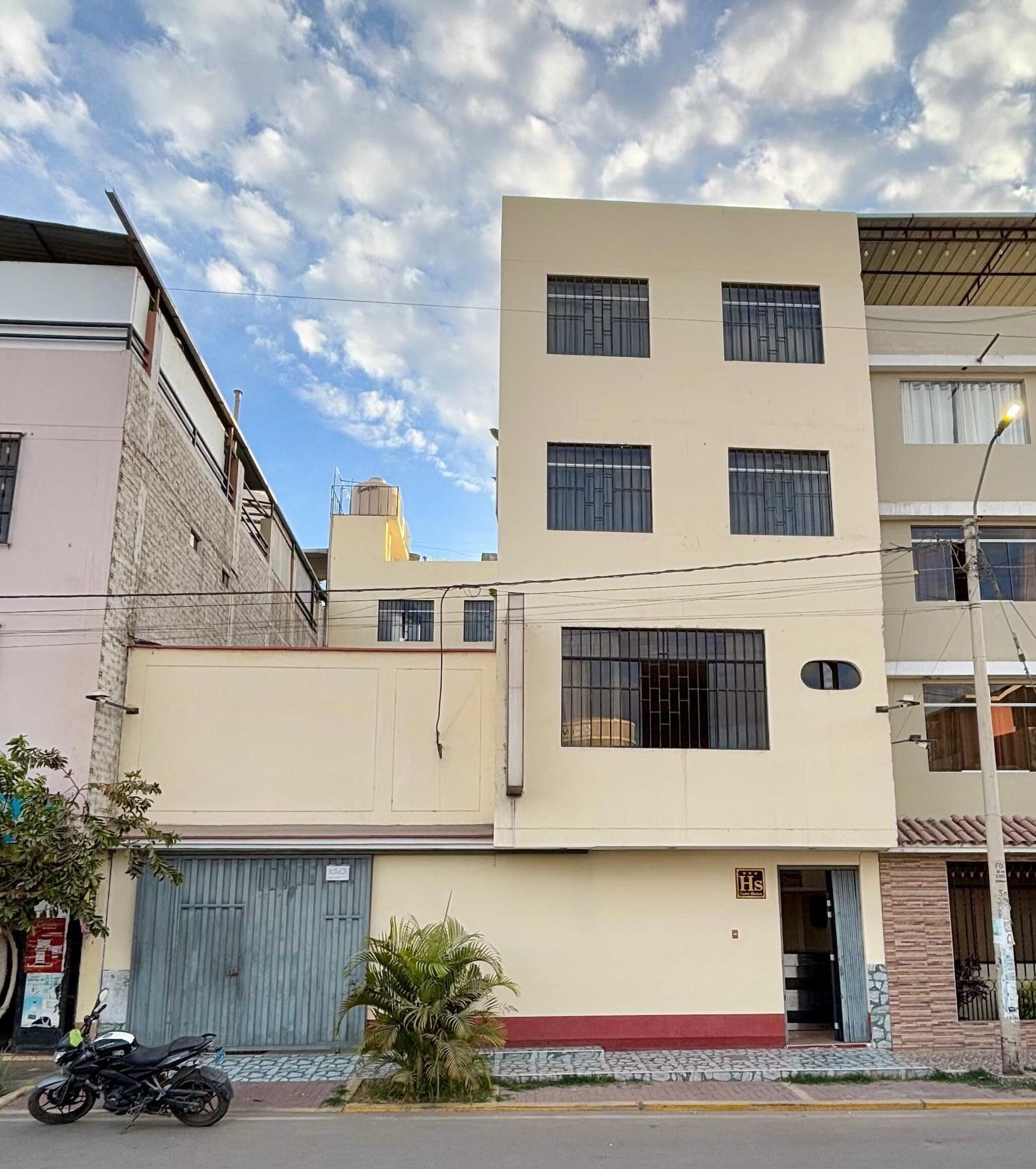 Varios HOTEL CERRO BLANCO