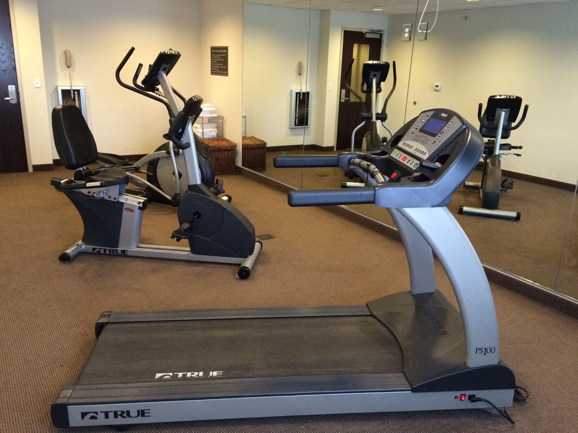 Gimnasio Sleep Inn & Suites Indoor Waterpark