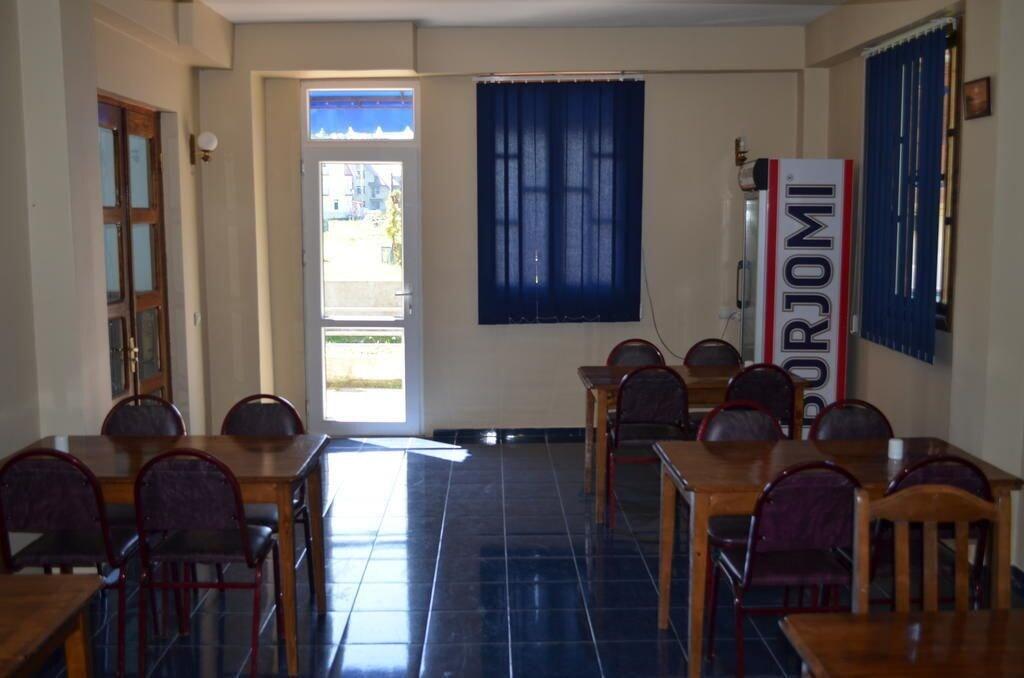 Bar/Salón Hotel Temkri