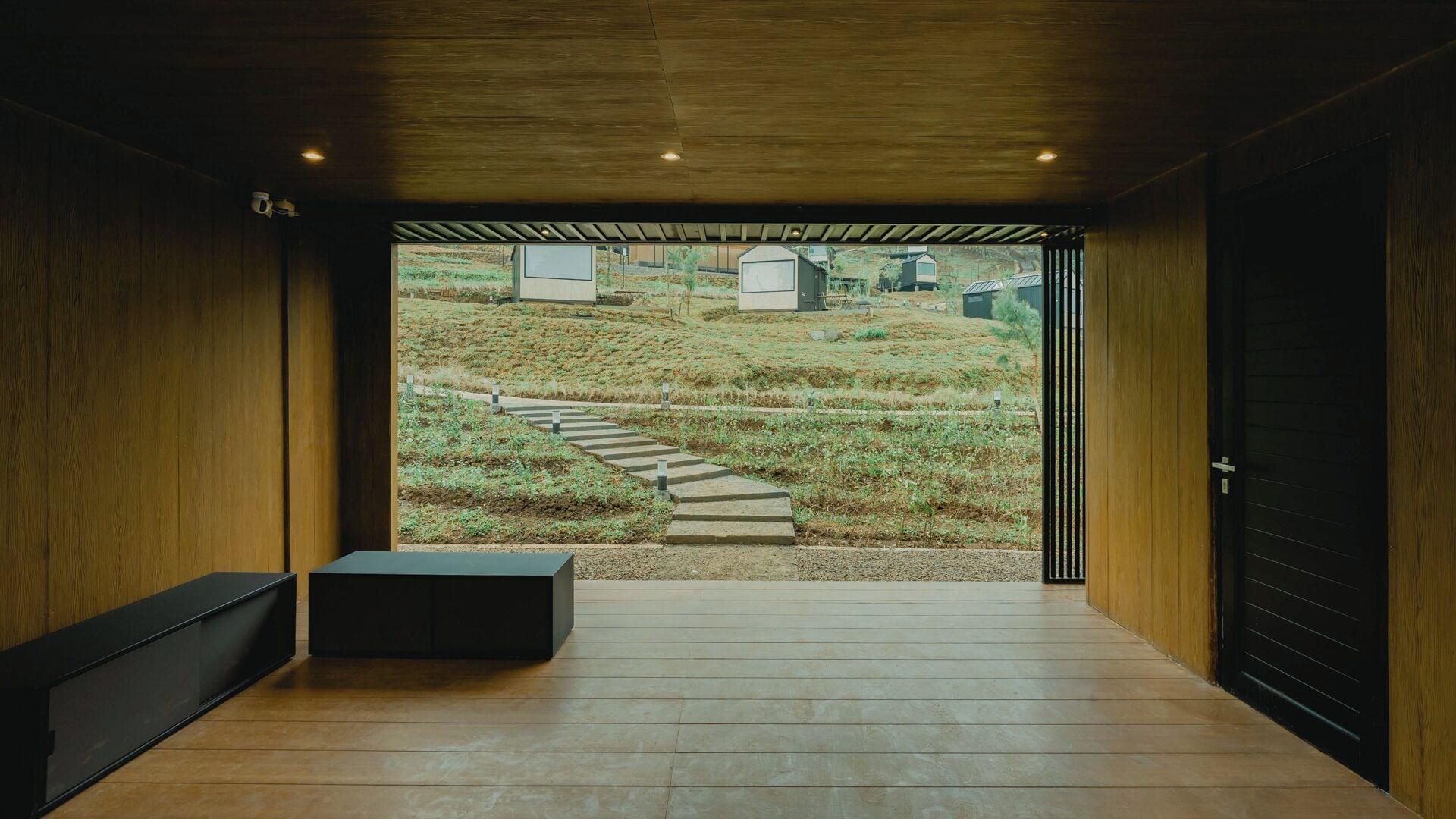 Vista Lobby Bobocabin Gunung Mas