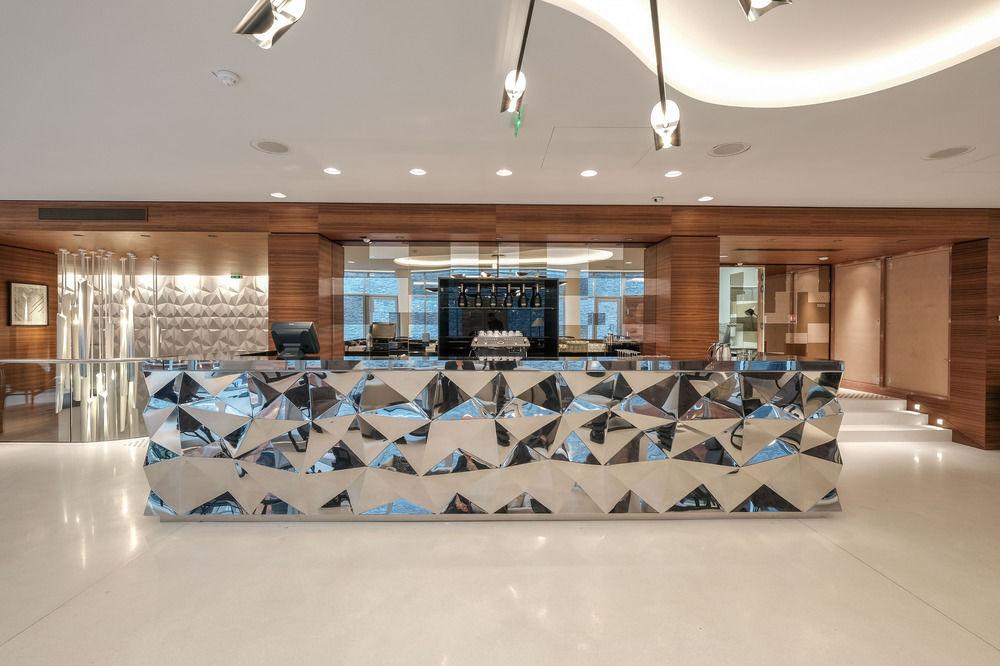 Hotel Renaissance Paris Republique Hotel