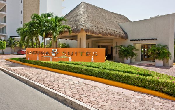 Laguna Suites Golf & Spa - Hoteles cerca de Laguna Nichupté en Cancún