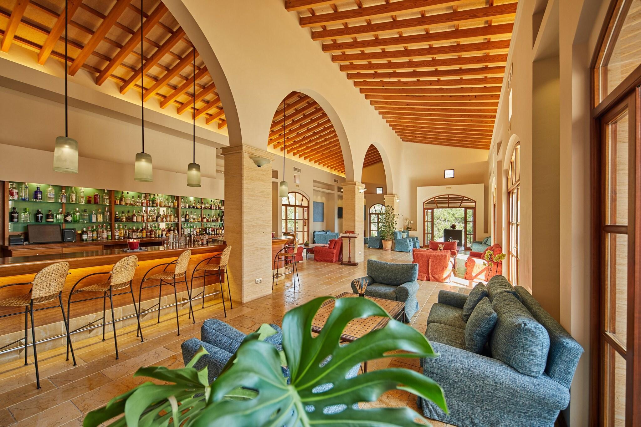 Bar/Salón Pula Suites Boutique Resort