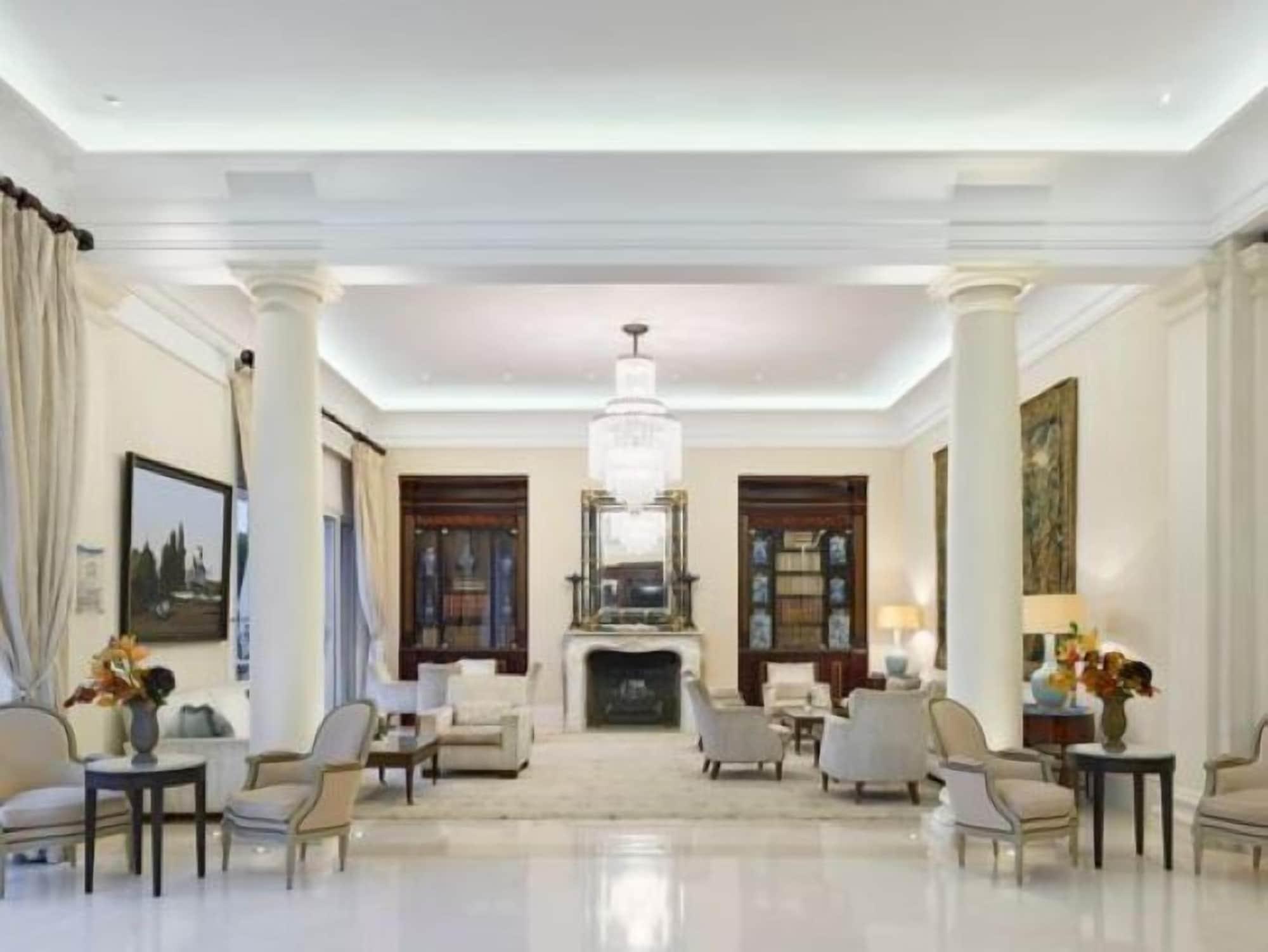 Vista Lobby Hôtel Cap-Estel