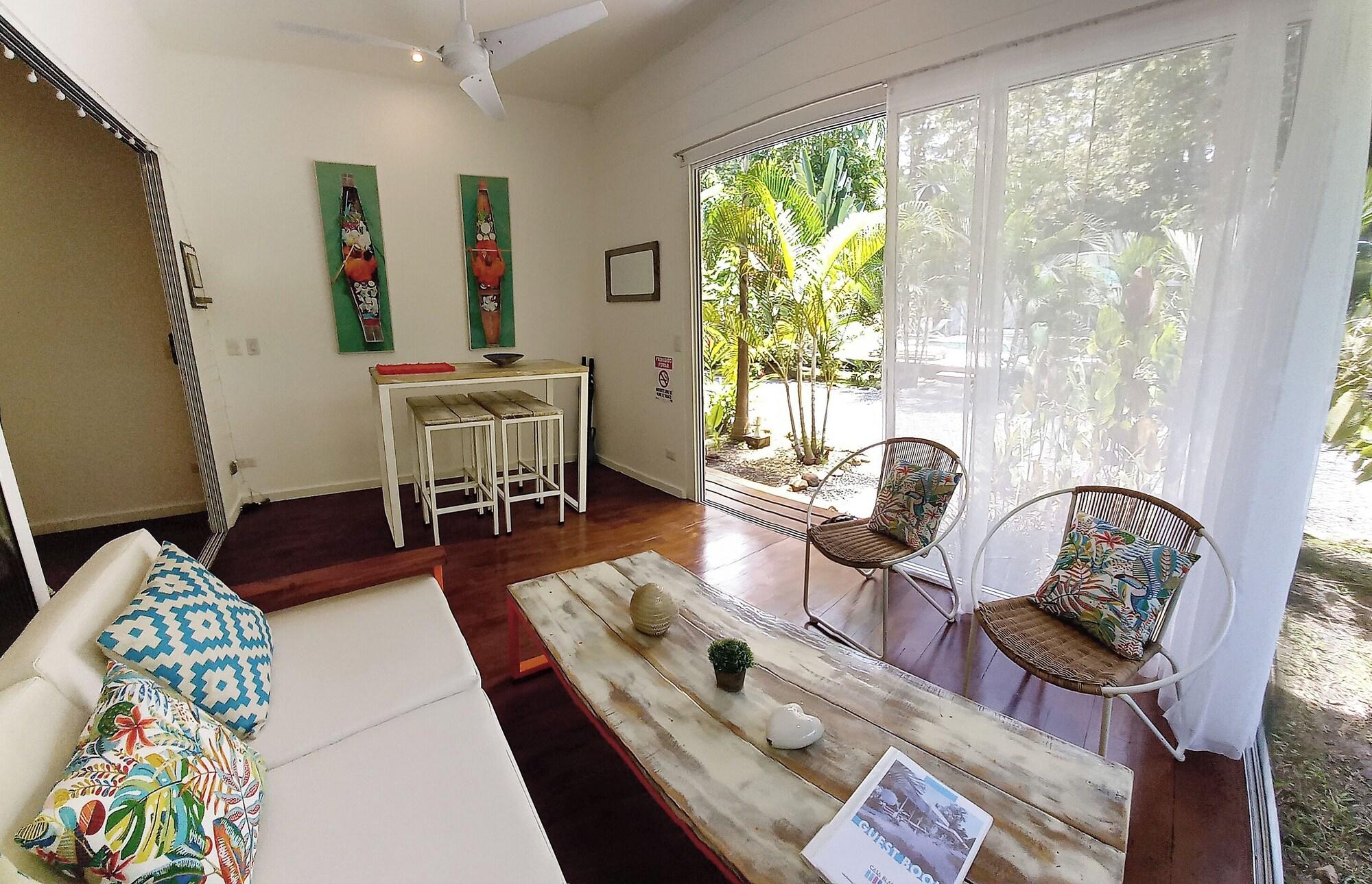 Comodidades del Alojamiento Ojochal Gardens Villas