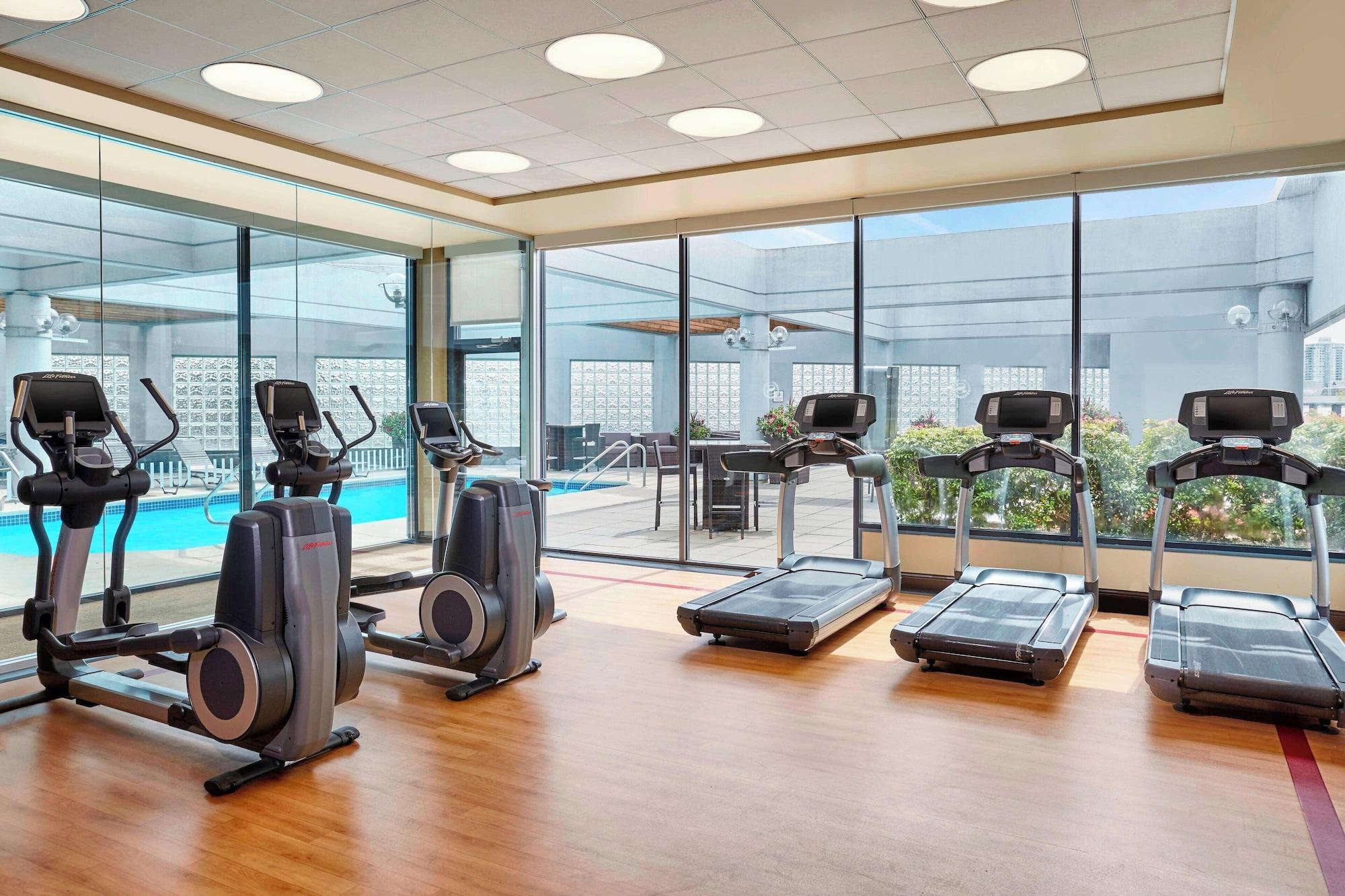 Gimnasio Sheraton Vancouver Guildford Hotel