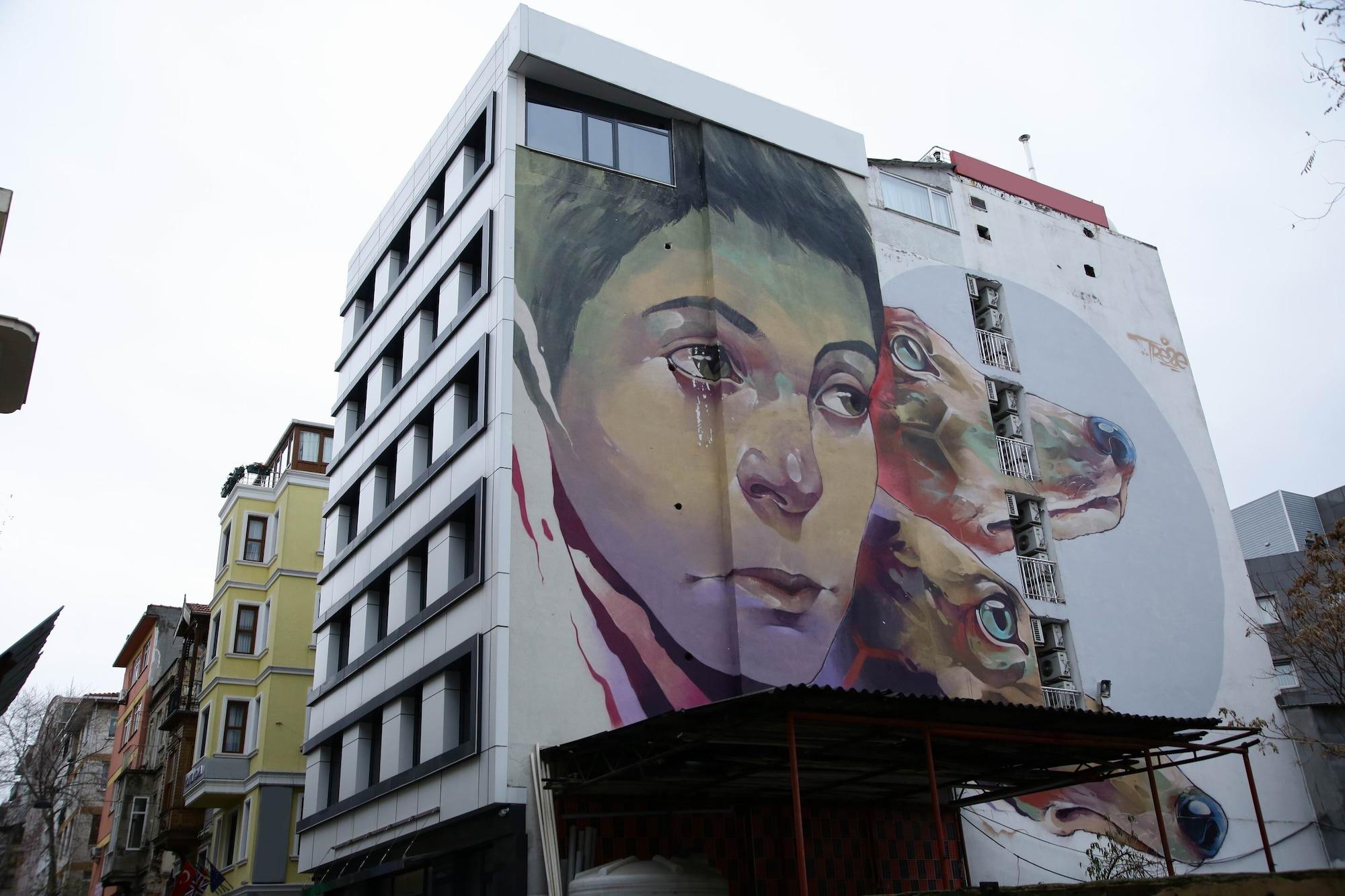 Vista Exterior Pandora Suit Otel