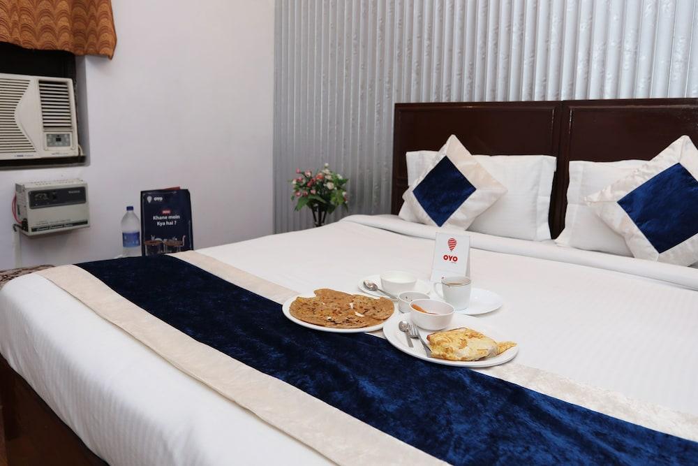Restaurant OYO 9534 Hotel Heights