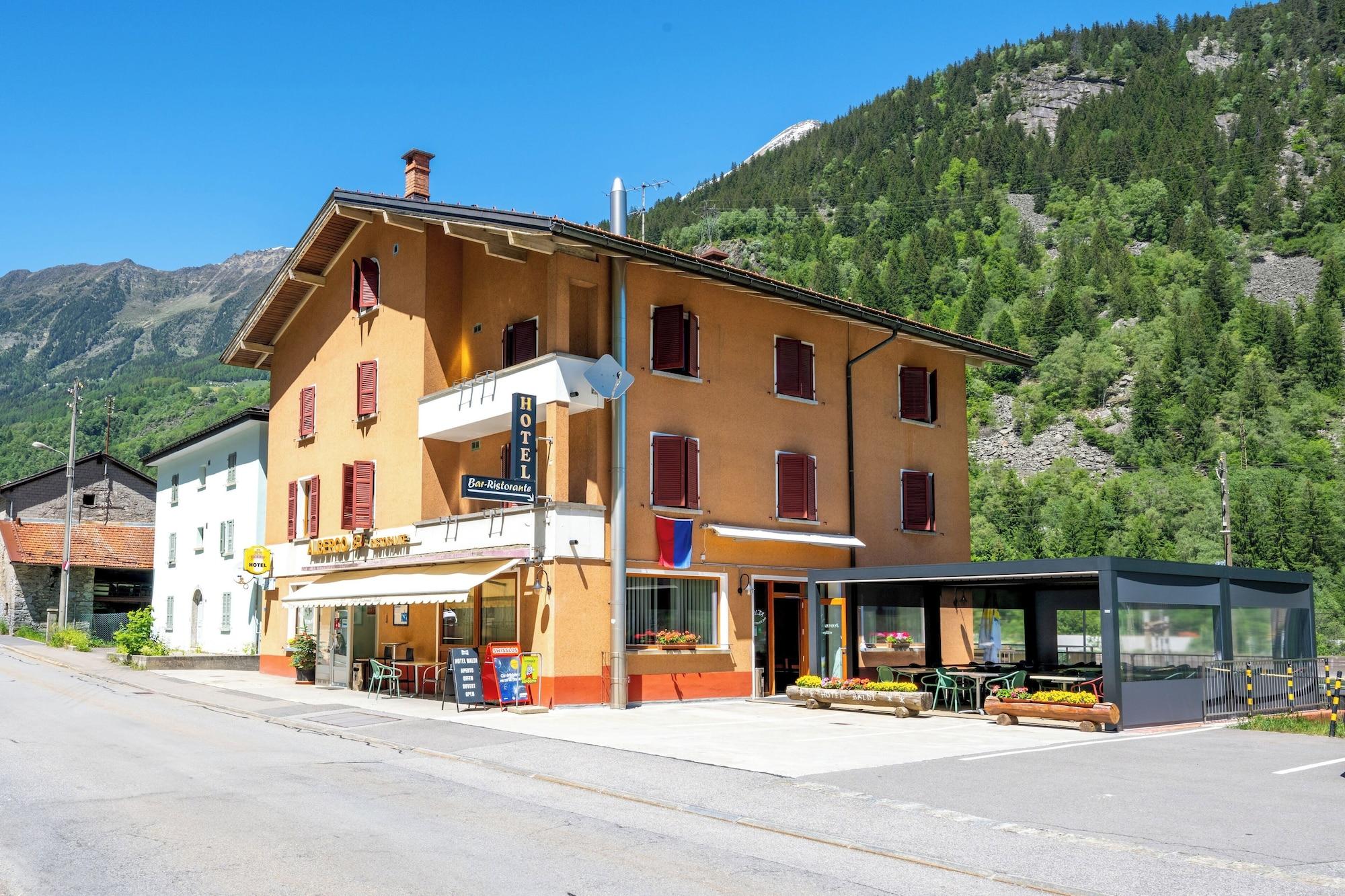 Varios Albergo Ristorante Baldi