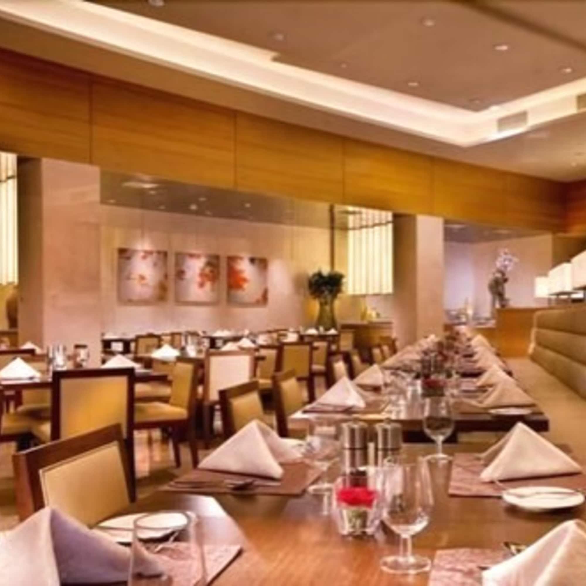 Restaurant Holiday Inn Shaoxing by IHG