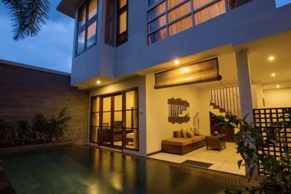 Varios Munari Villa and Spa Batubulan