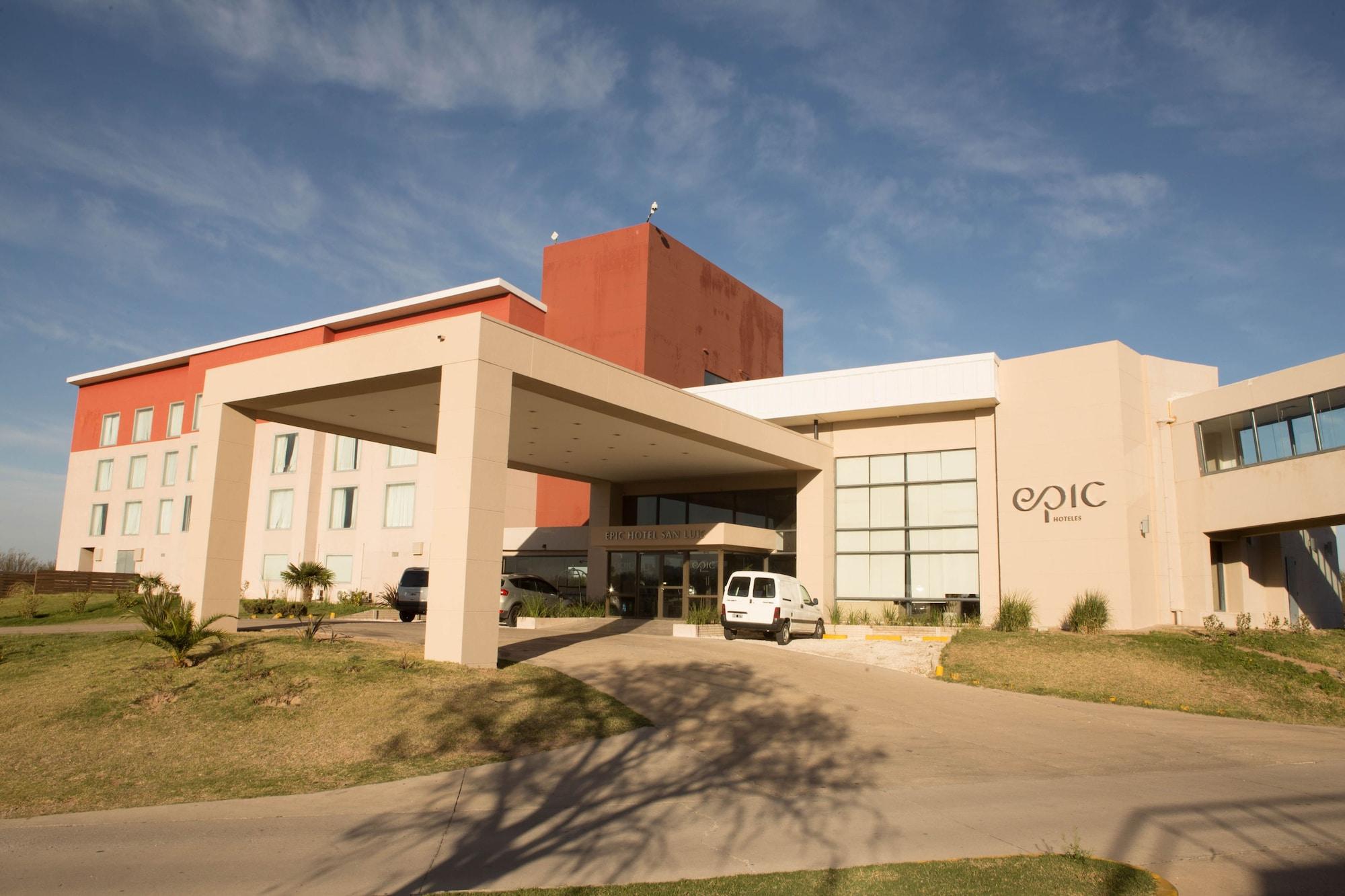 Vista Exterior Epic Hotel San Luis