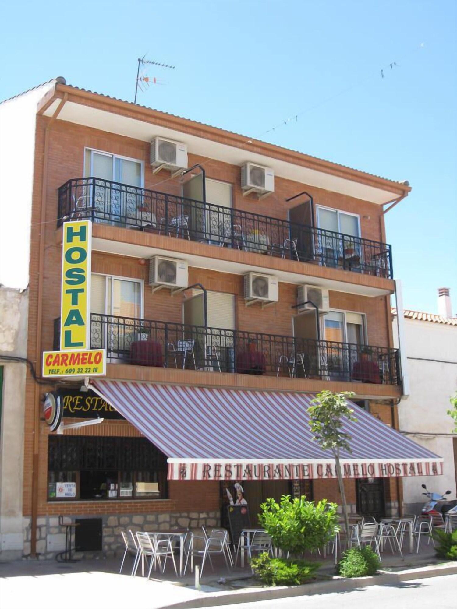 Vista Exterior Hostal Gastrobar Carmelo
