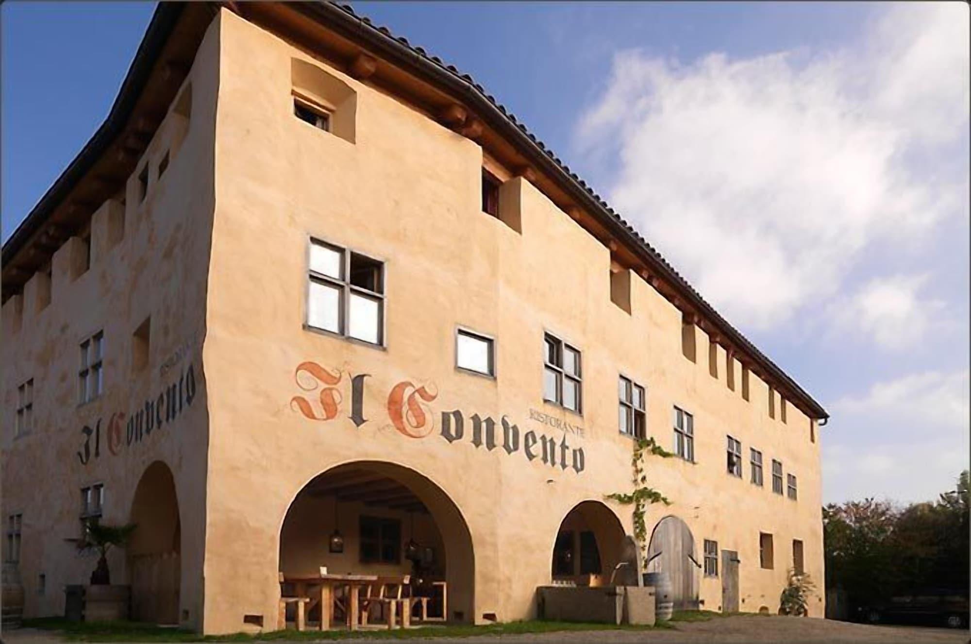 Vista Exterior Hotel San Gabriele