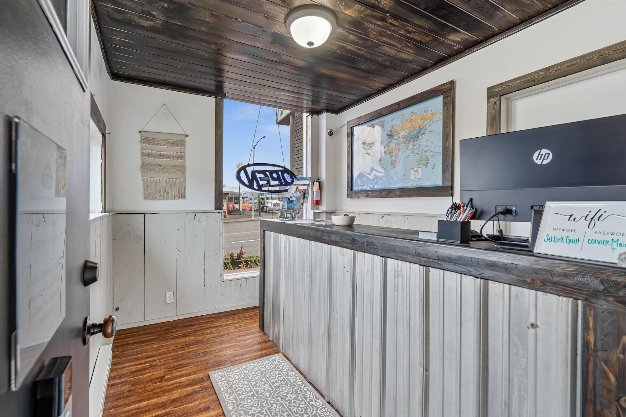 Vista Lobby Selkirk Motel