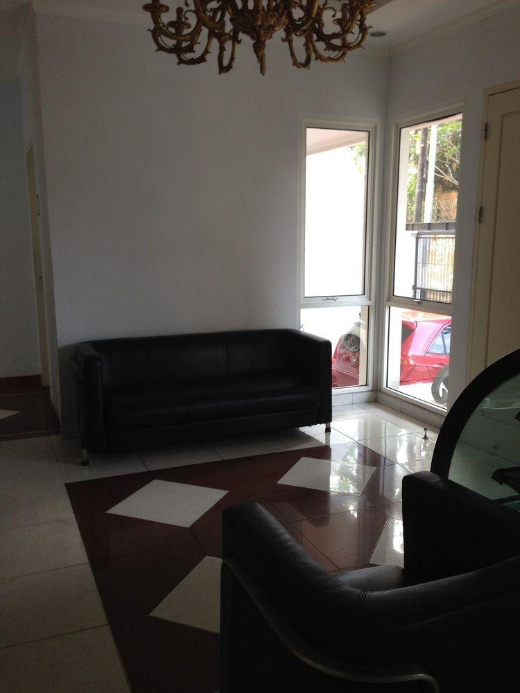 Vista Lobby Sun Rise House