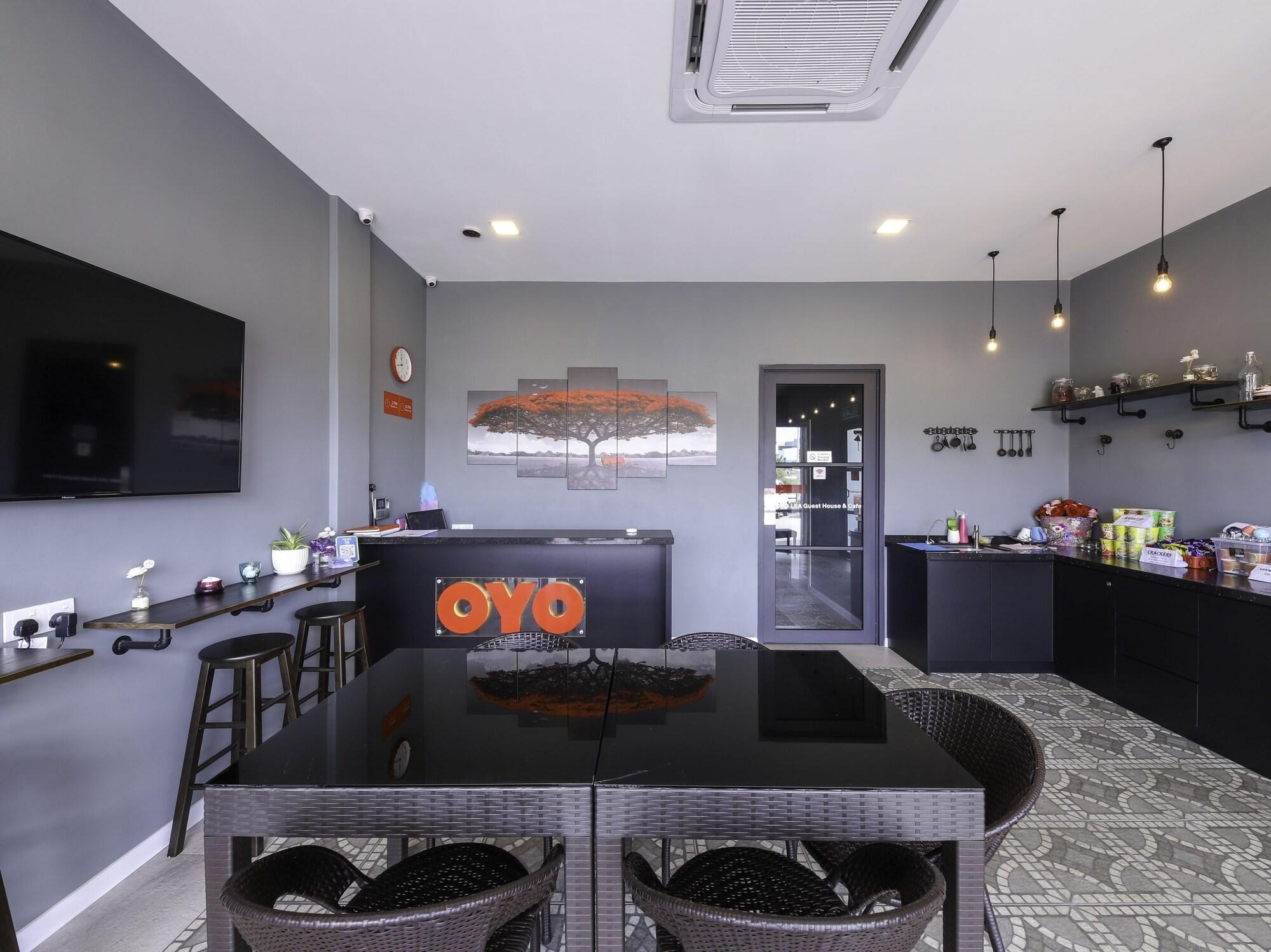 Vista Lobby OYO 1145 Lea Guest House & Cafe