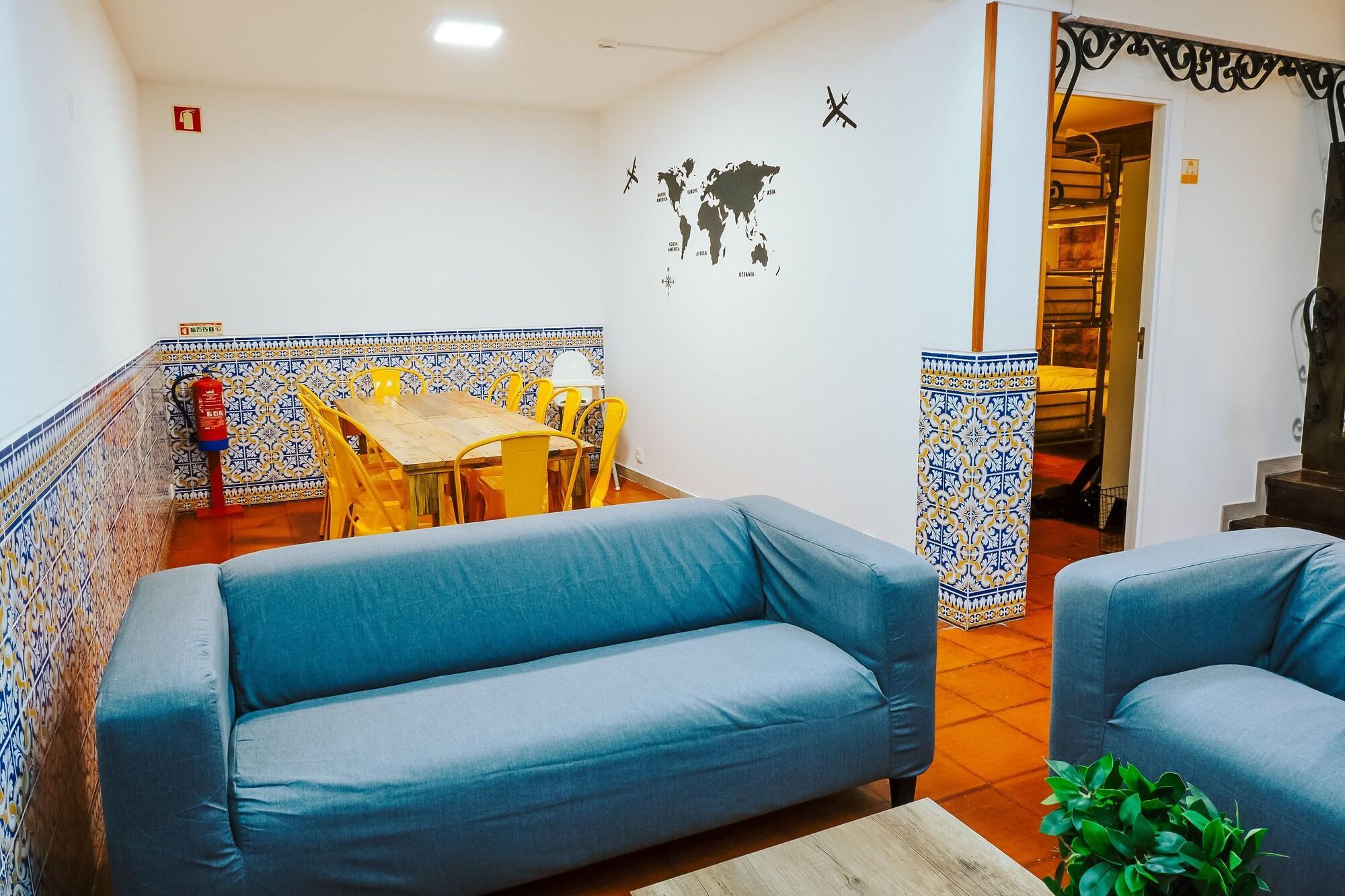 Vista Lobby Help Yourself Hostels - Restelo