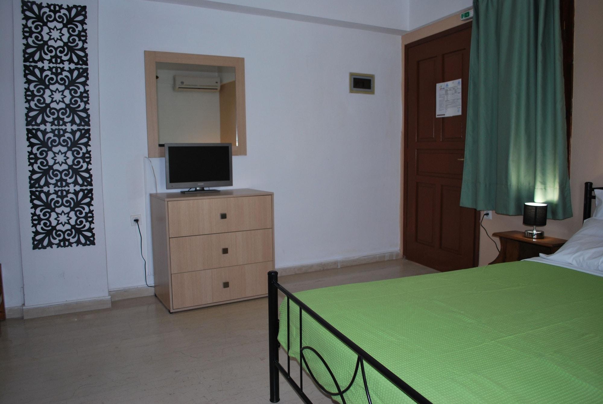 Set de Habitación Koula Apartments