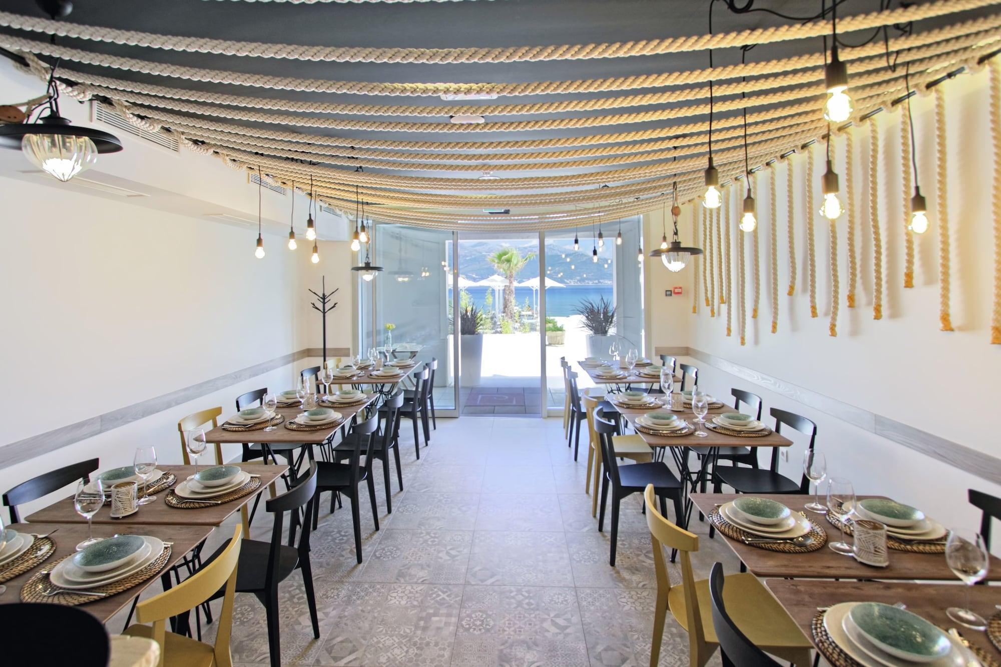 Vista Lobby Kalamota Beach House