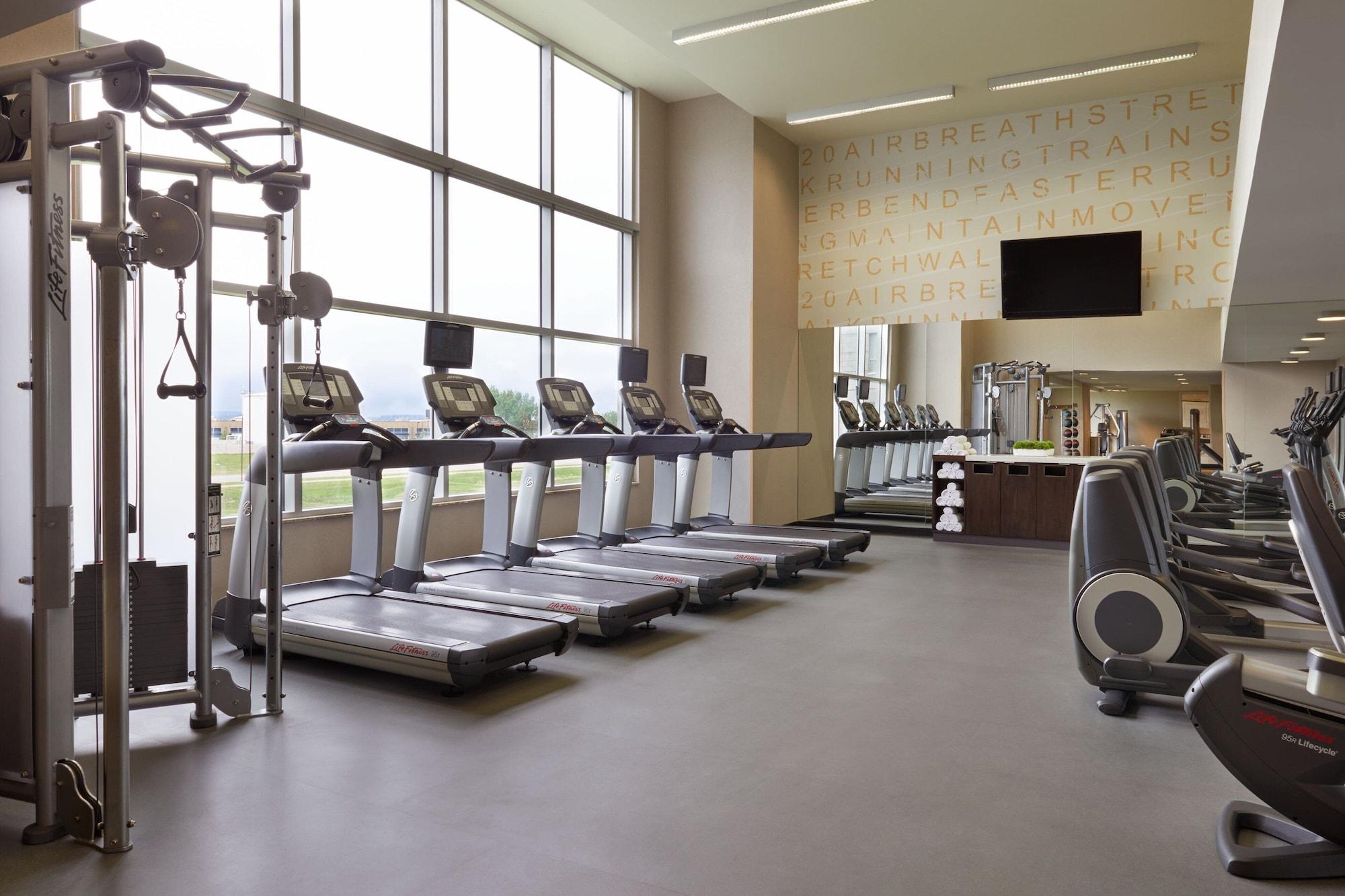 Gimnasio Residence Inn by Marriott Calgary Airport