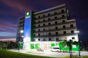 Alojamiento - Holiday Inn Express Managua by IHG