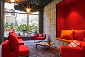 Alojamiento - ibis Barcelona Glories 22